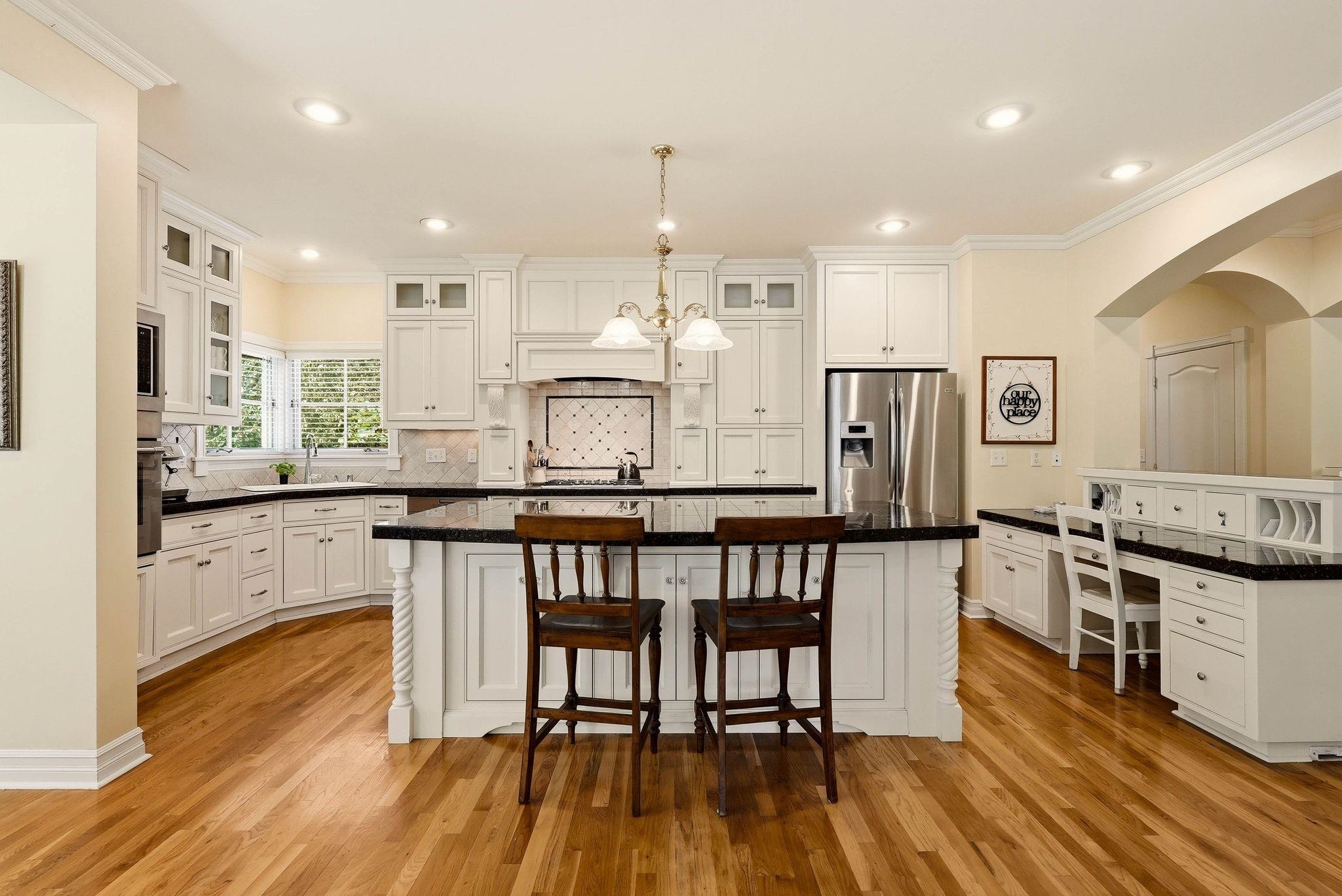2024 S Overbluff Ct - Photo 11