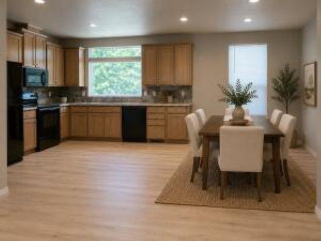 1325 SOMMER WAY Way - Photo 8
