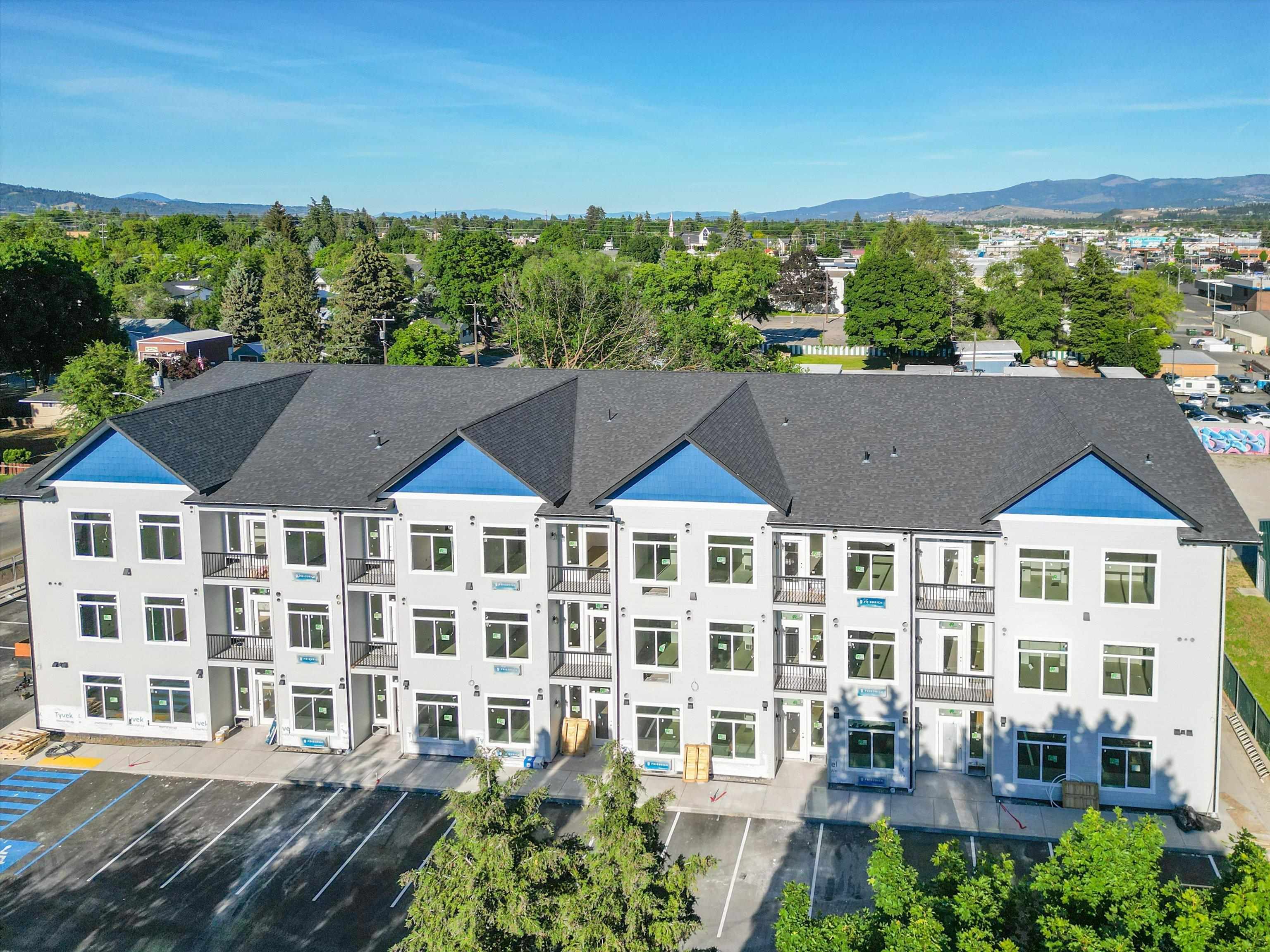 11802 E Main Ave - Photo 1