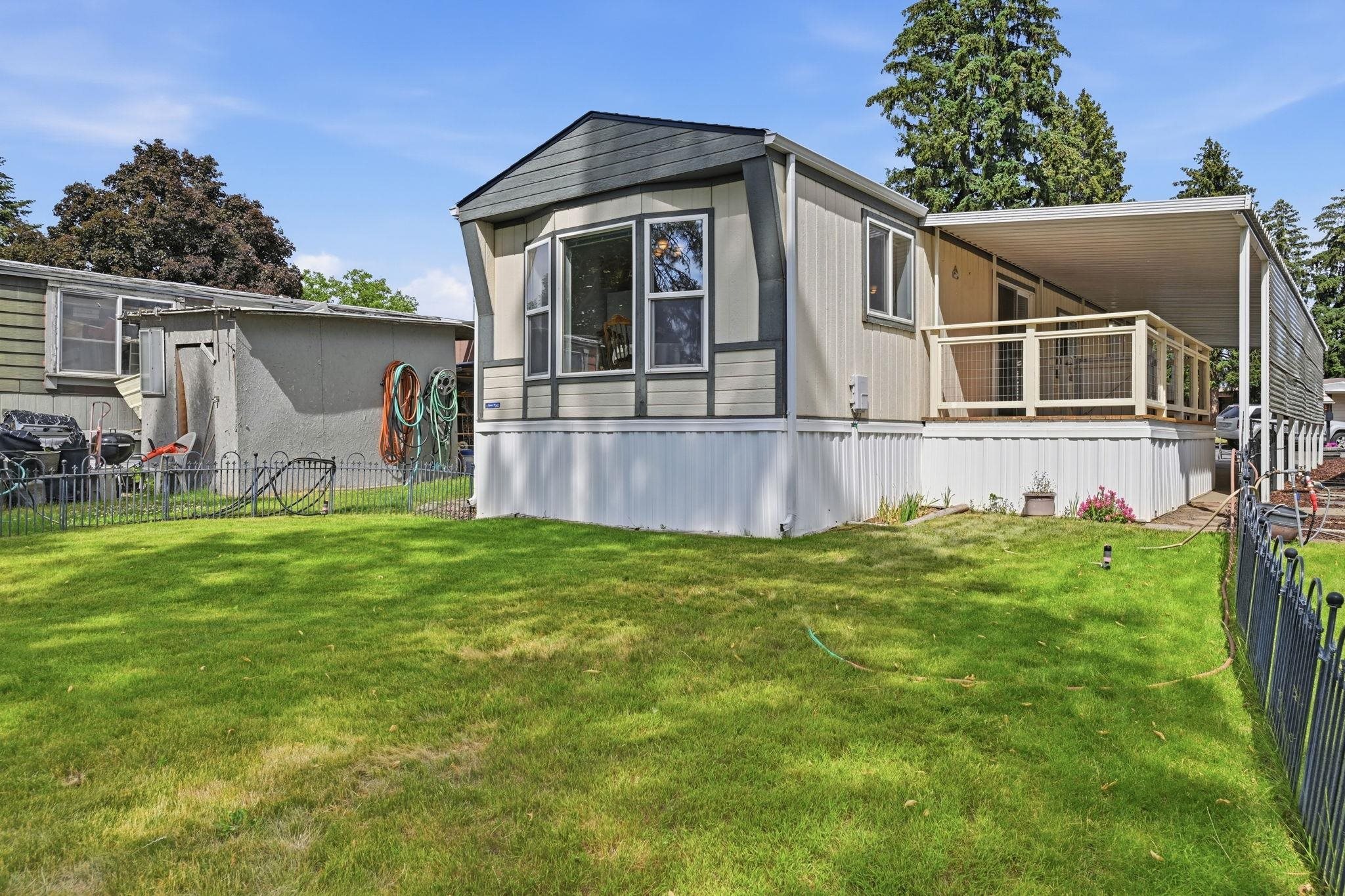2601 N Barker Rd - Photo 23