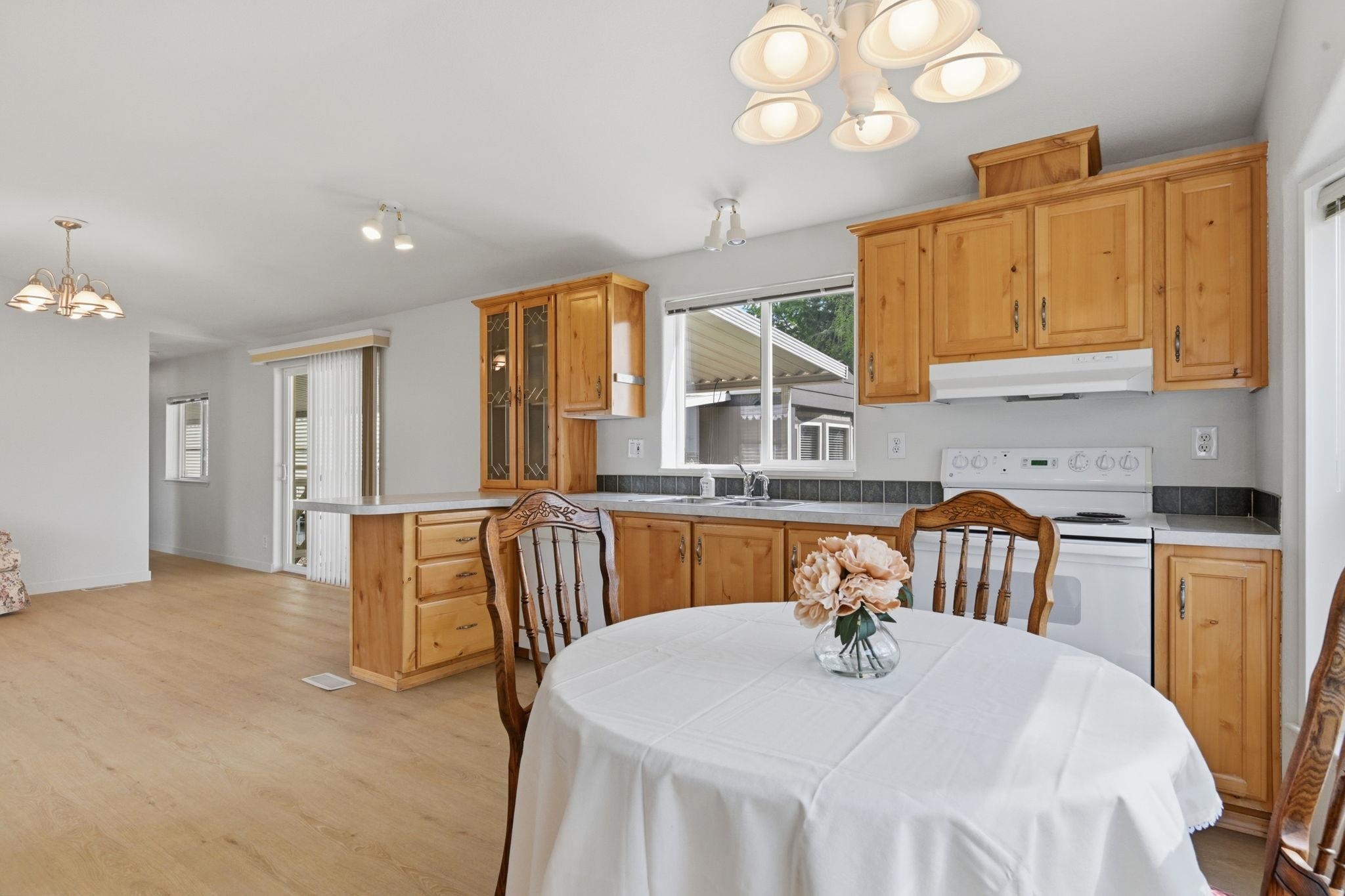 2601 N Barker Rd - Photo 6