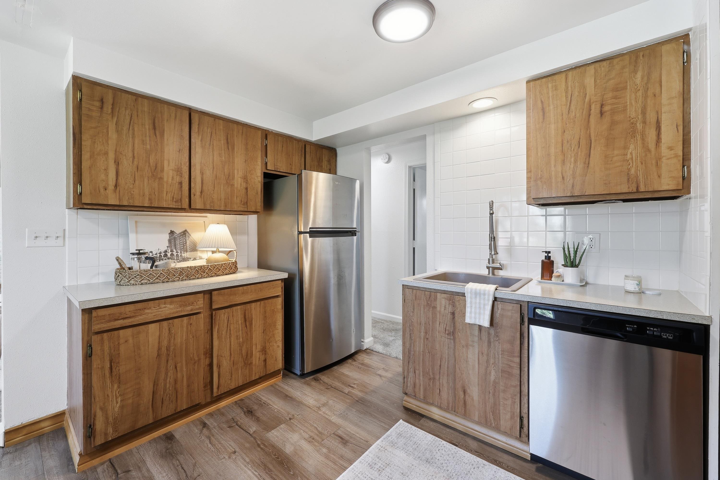 1716 N Pettet Dr - Photo 8