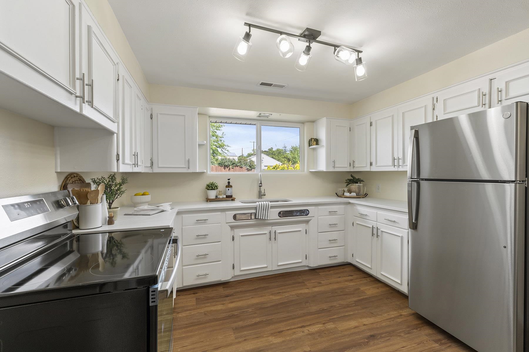 3721 N Ash St - Photo 25