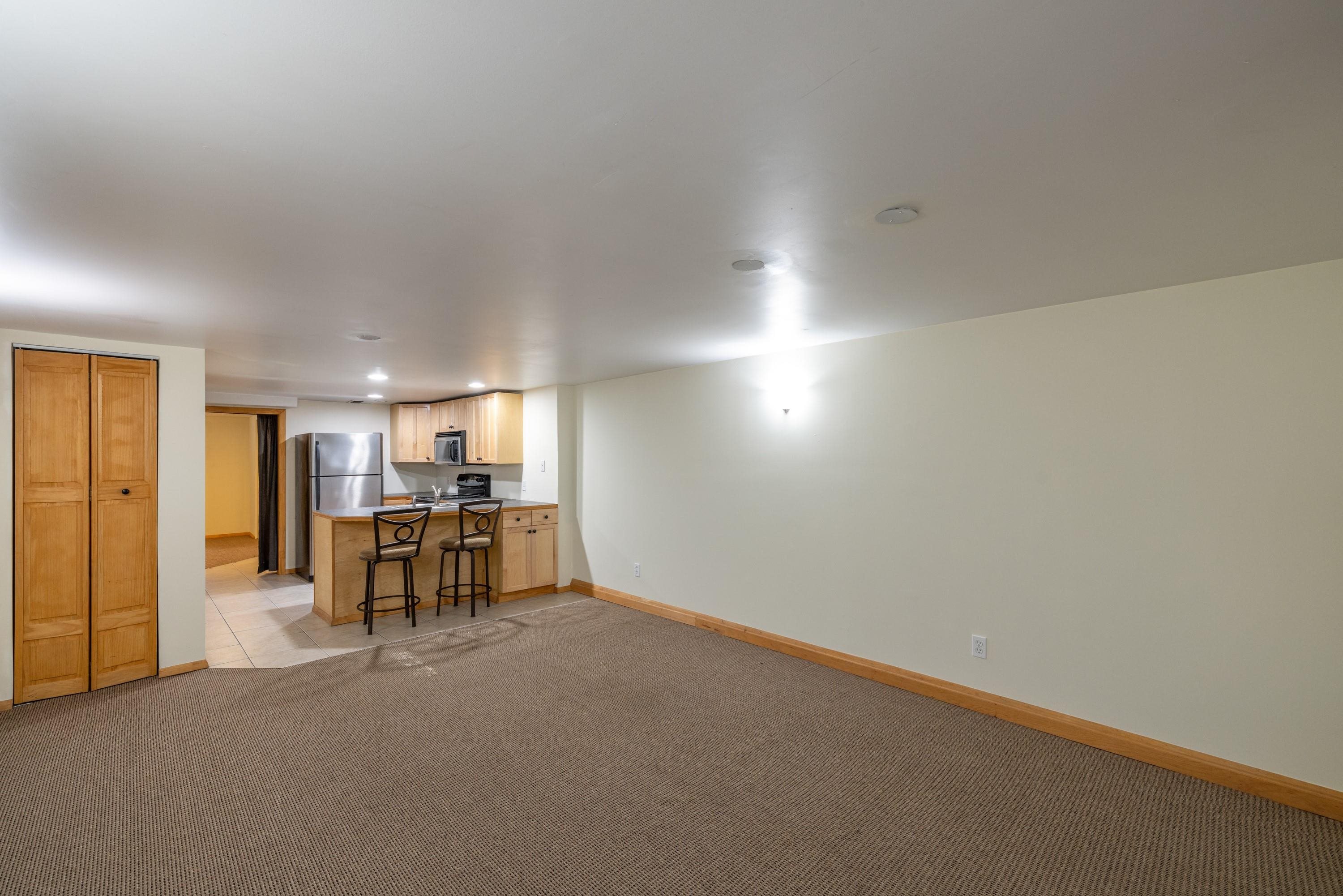 1815 W 10th Ave - Photo 4