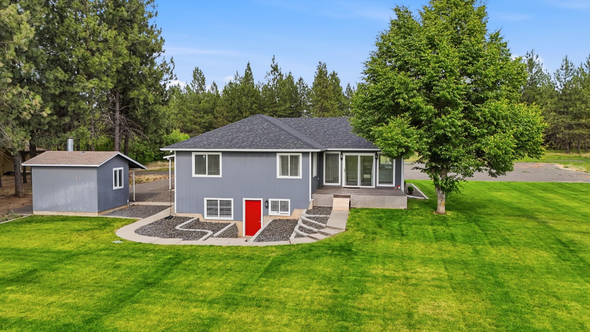 10609 S Degray Ln - Photo 2