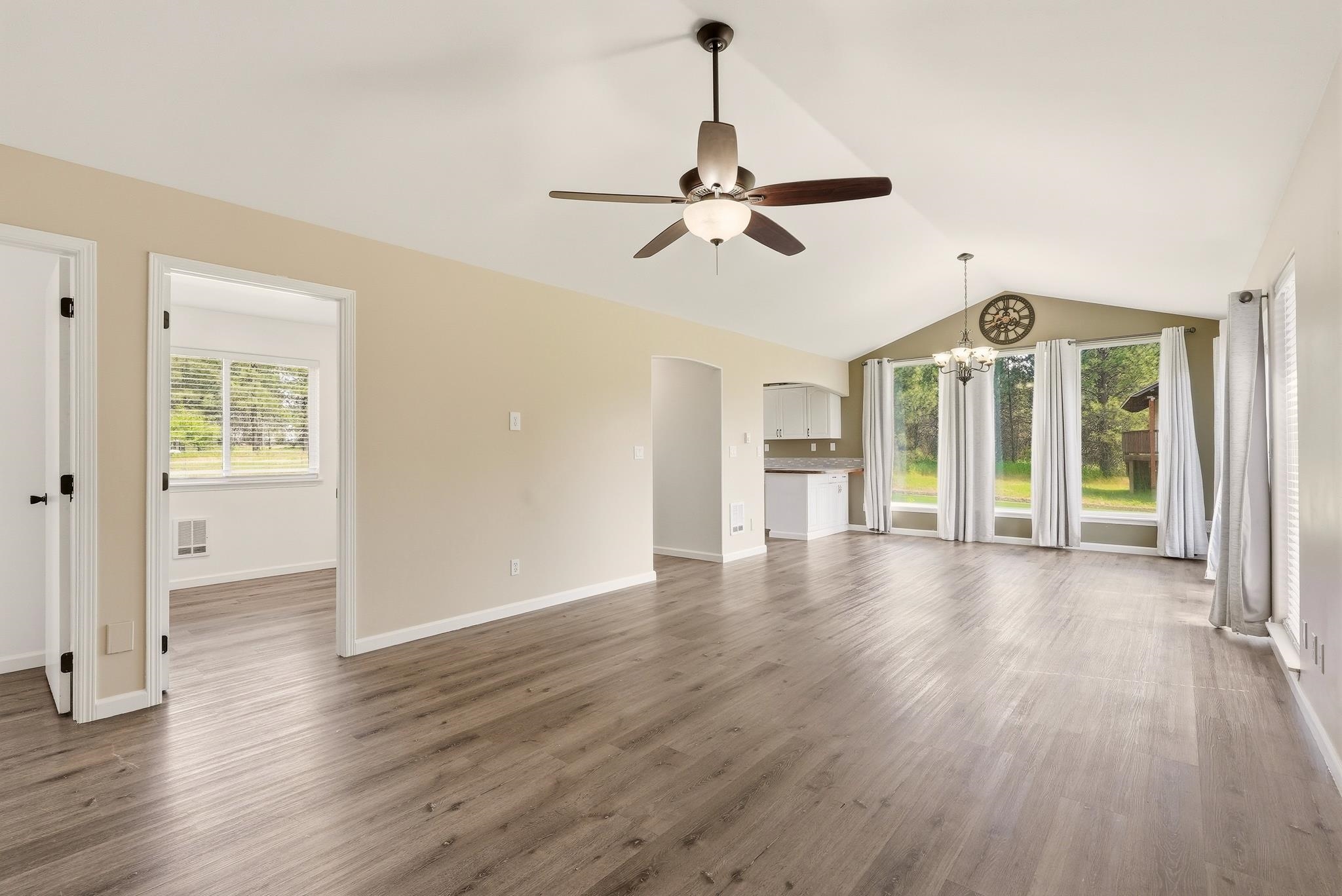 10609 S Degray Ln - Photo 6