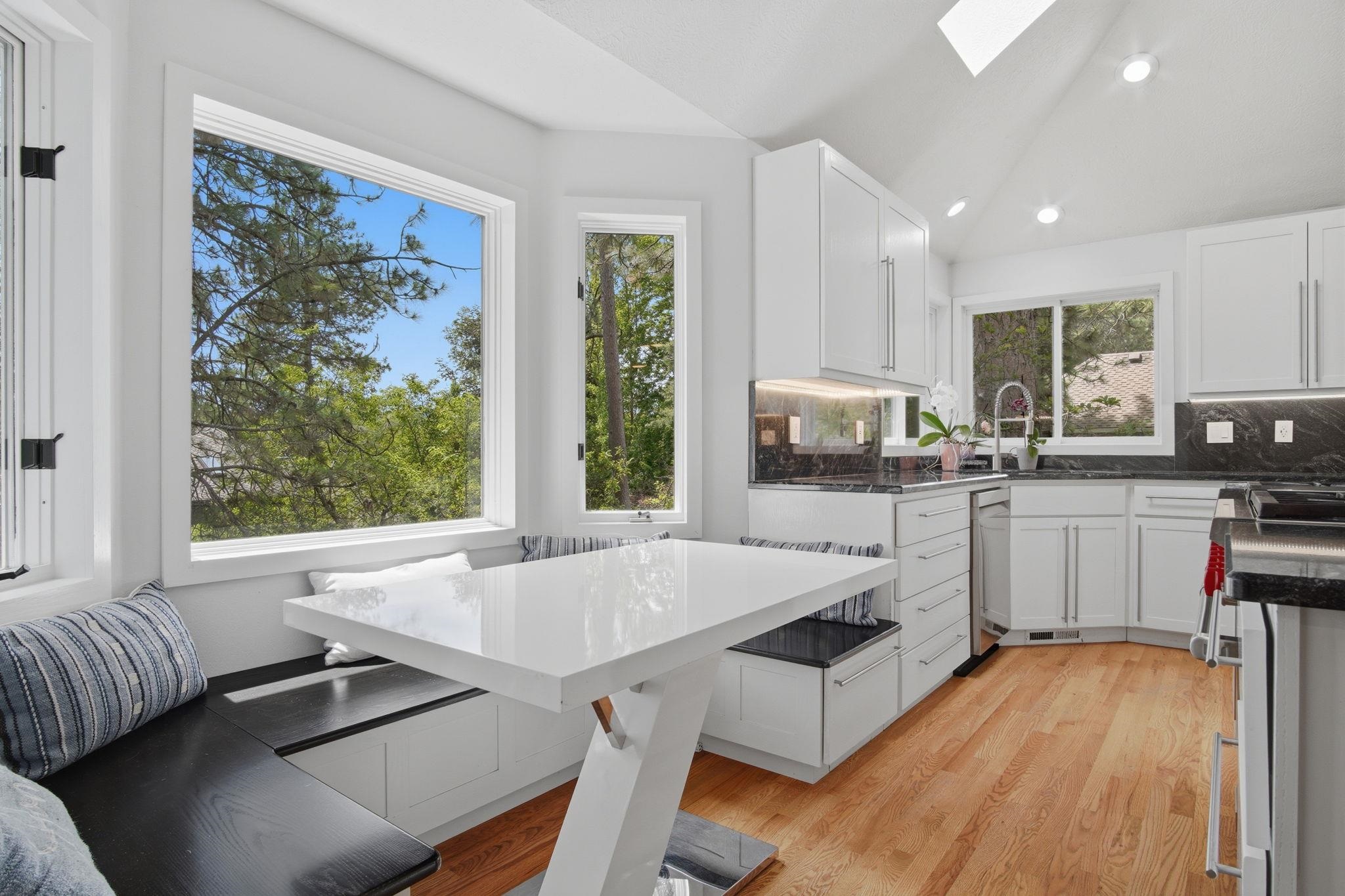 6702 S Westchester Dr - Photo 4