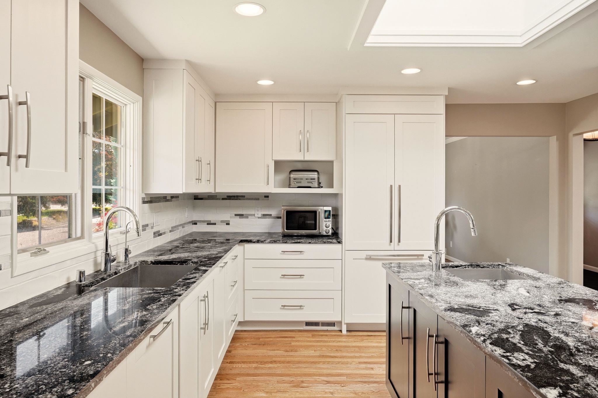 1527 E Woodcliff Rd - Photo 6