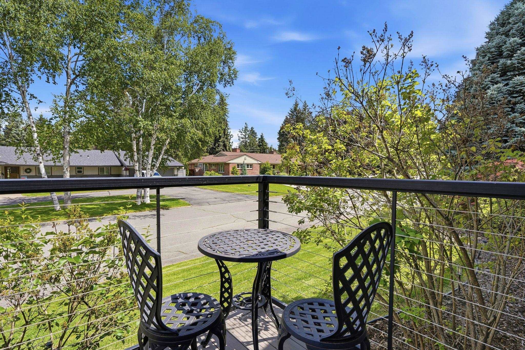 1527 E Woodcliff Rd - Photo 32