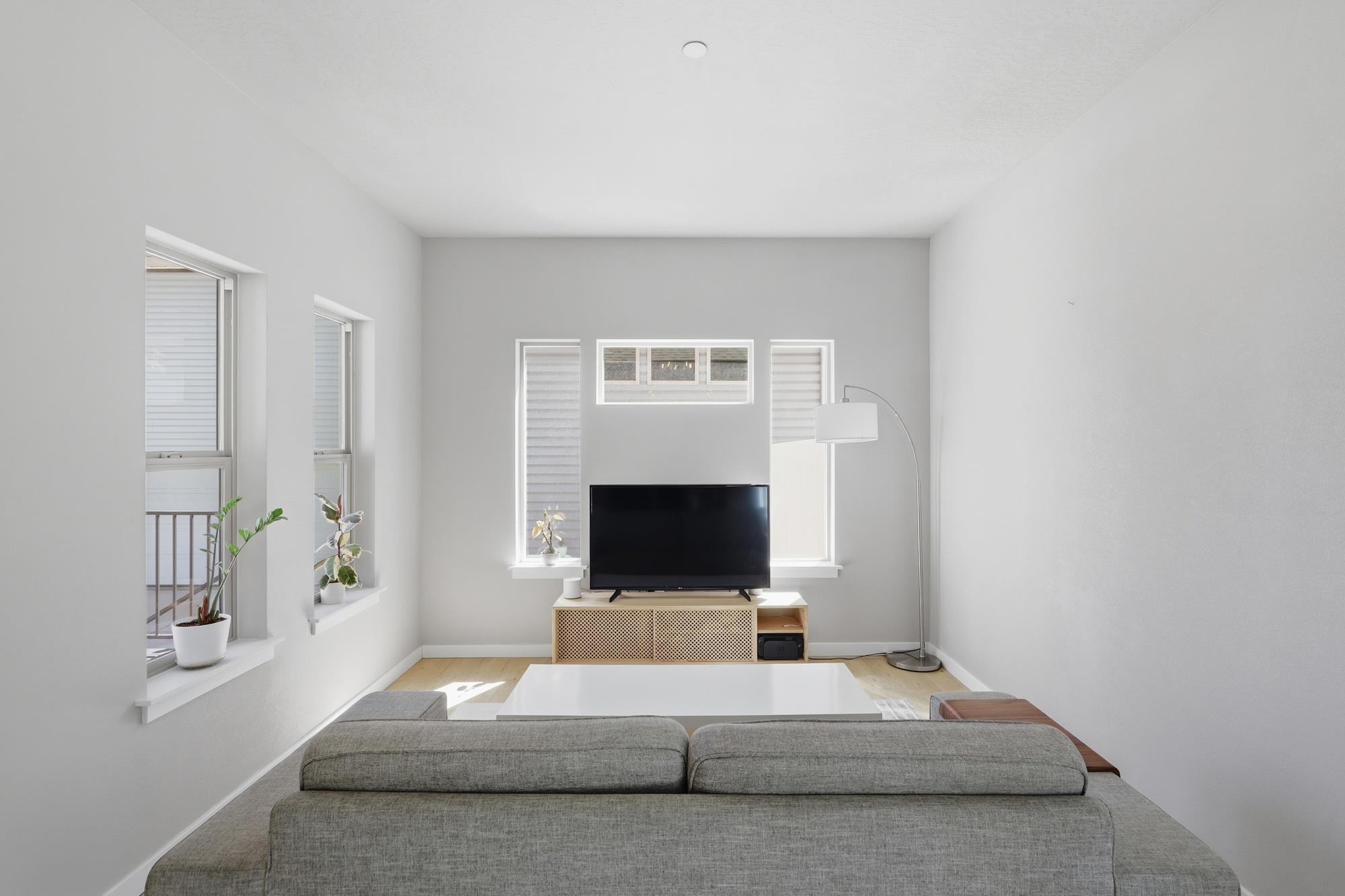 3414 E 17th Ave - Photo 4