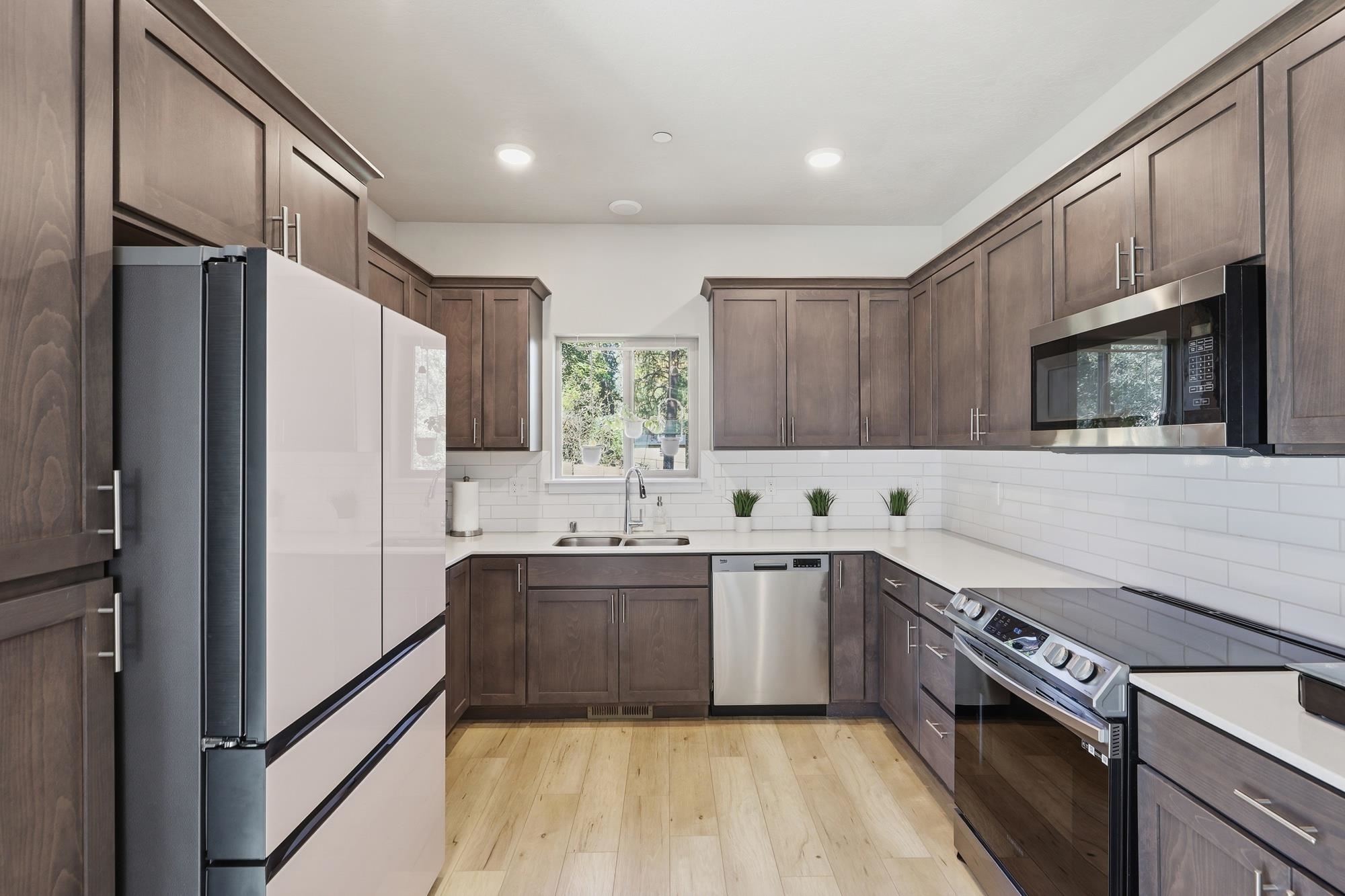 3414 E 17th Ave - Photo 9
