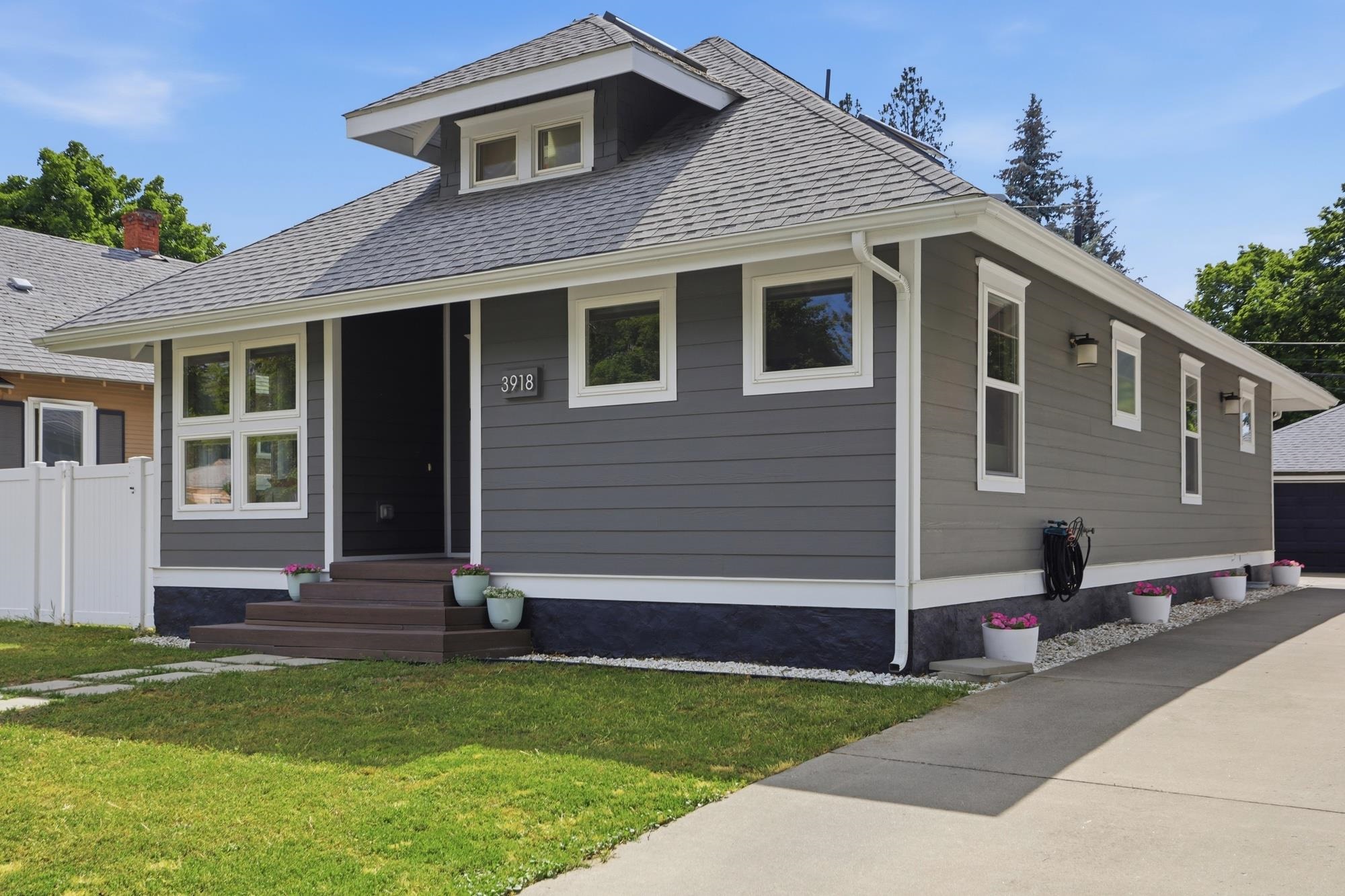 3918 S Grand Blvd - Photo 2