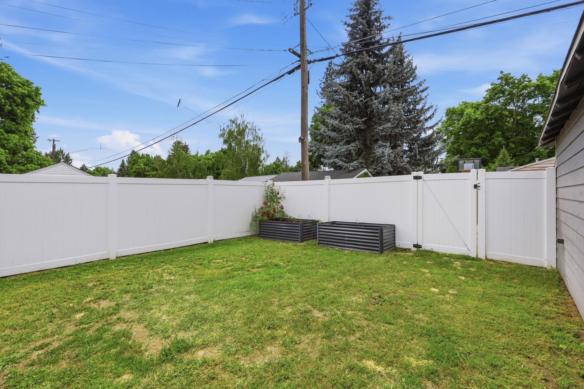 3918 S Grand Blvd - Photo 26