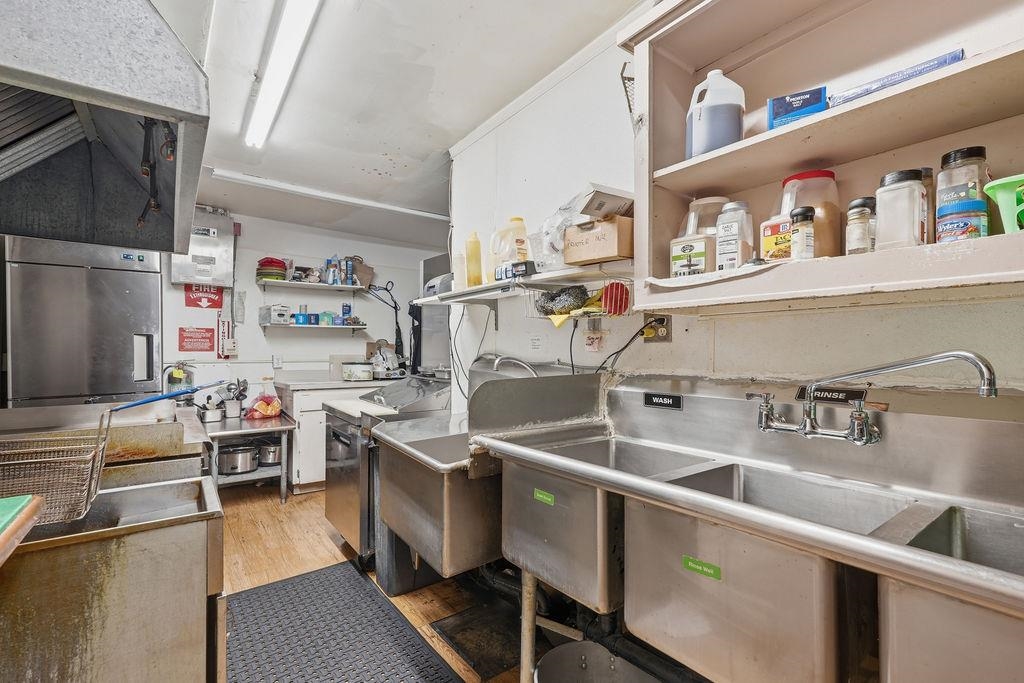 3911 N Madison St - Photo 35