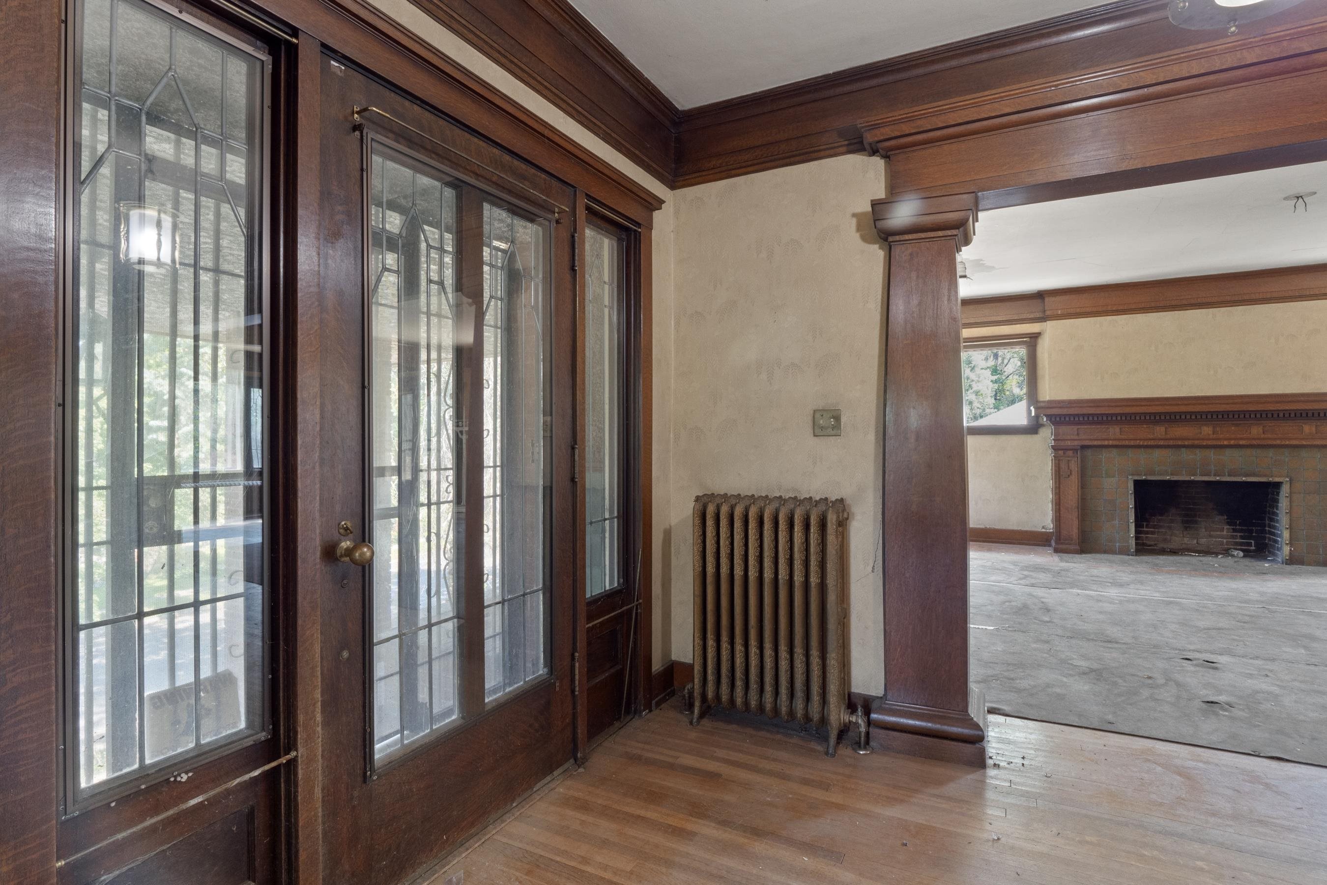 540 E Rockwood Blvd - Photo 8