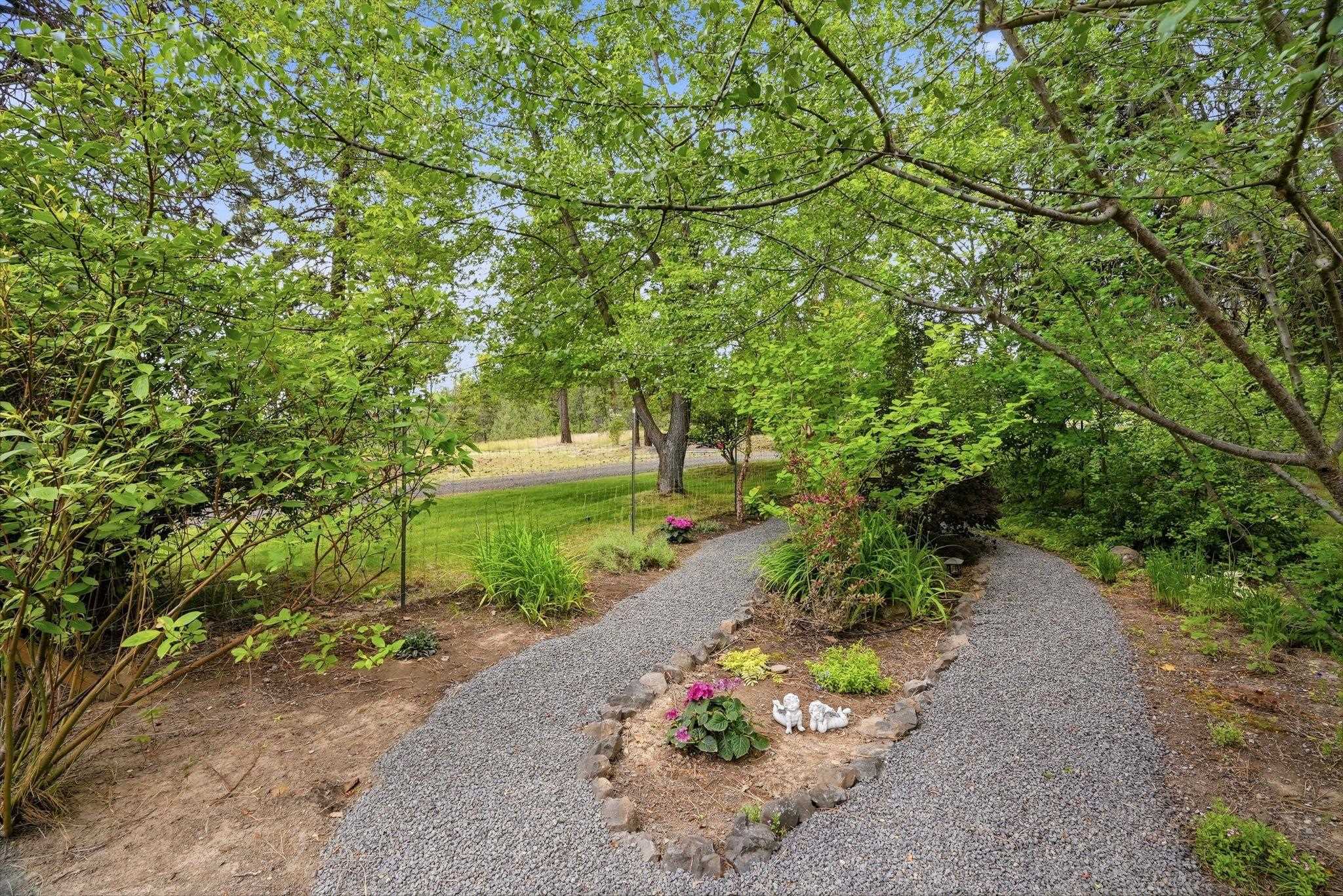 16919 N South Bank Rd - Photo 38