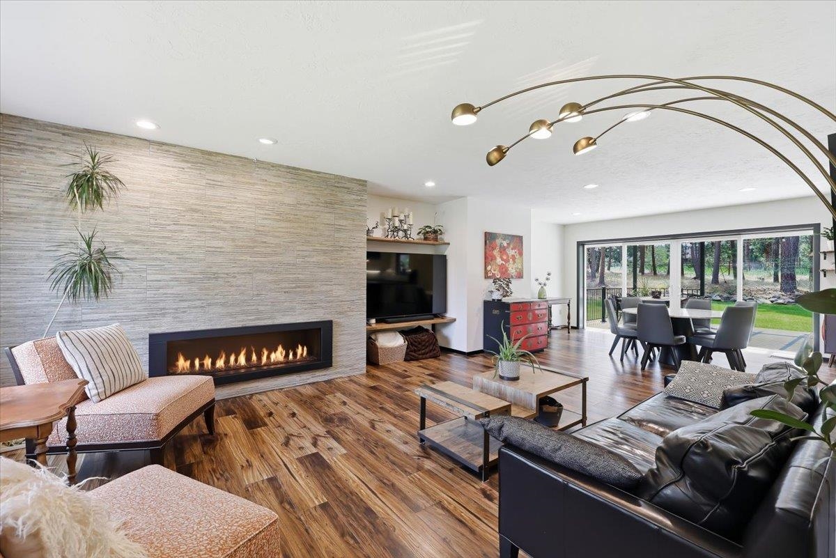 5510 E 25th Ave - Photo 2