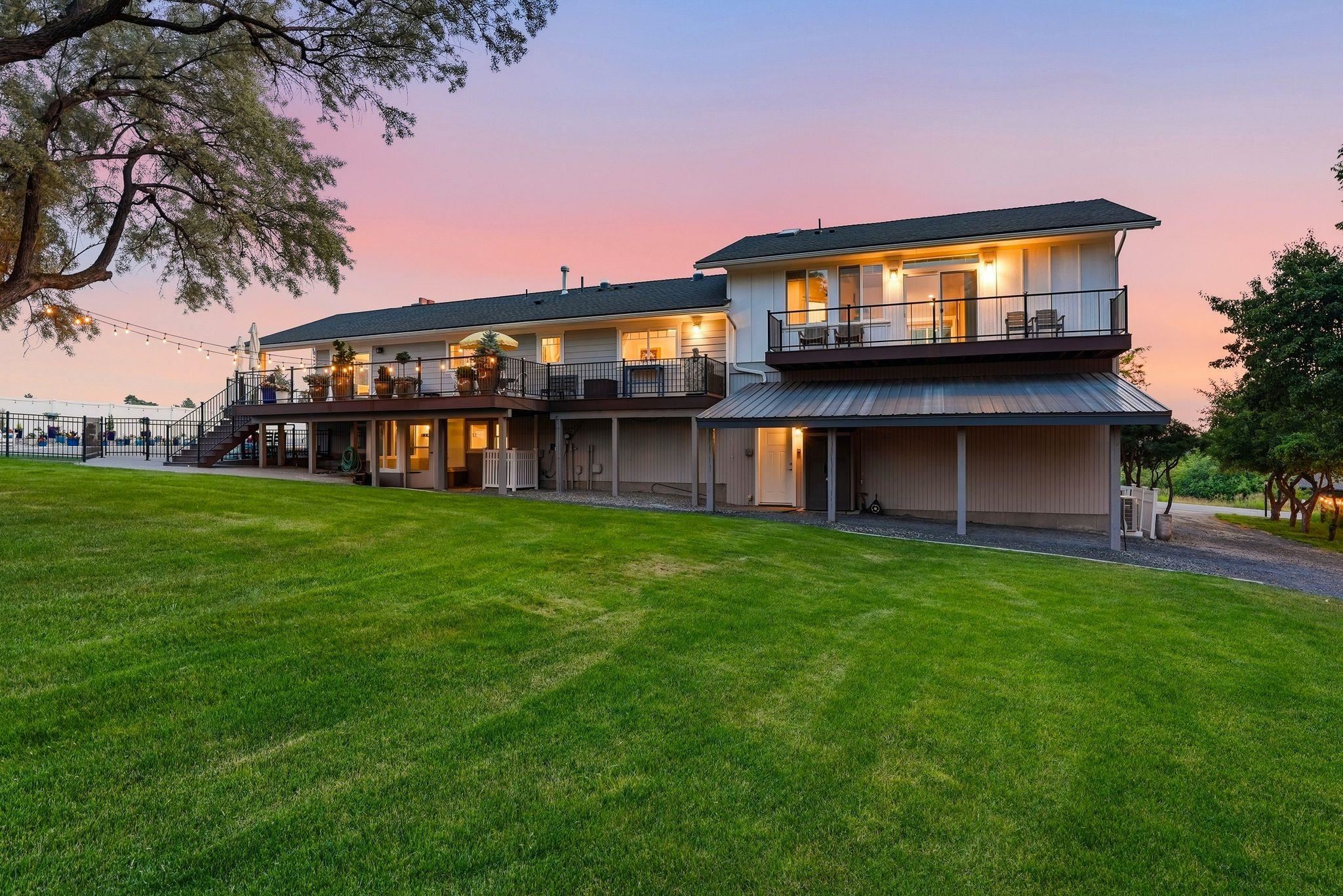 6819 S South Meadows Rd - Photo 42