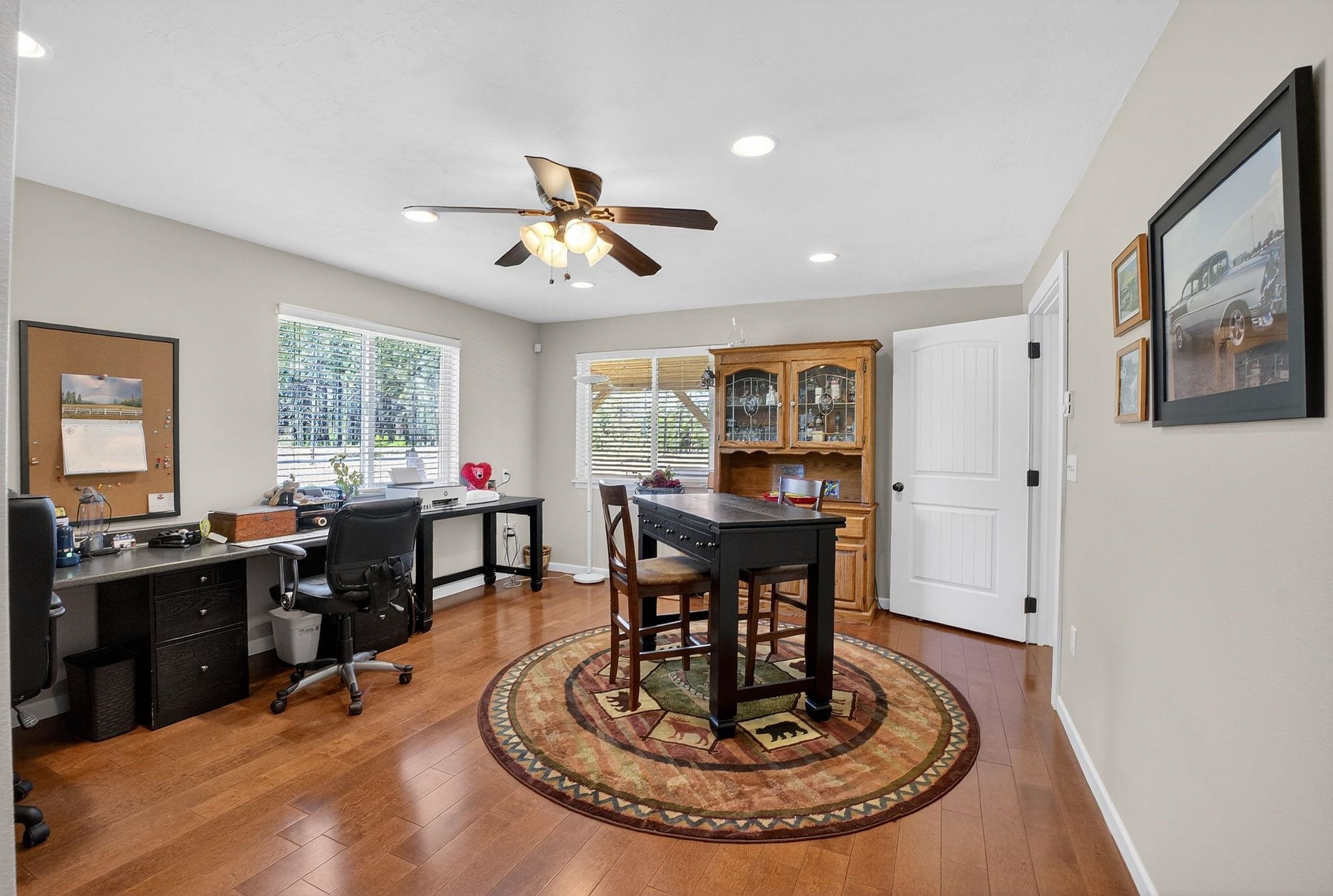 8831 Coyote Trail Rd - Photo 18