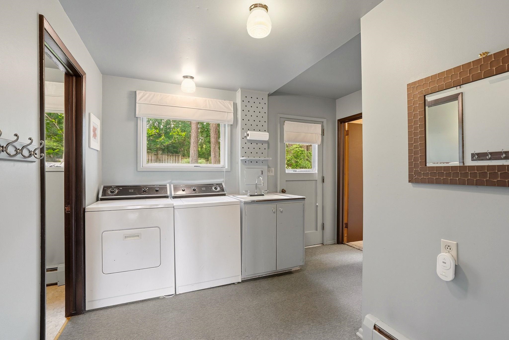 1922 E 36TH Ave - Photo 34