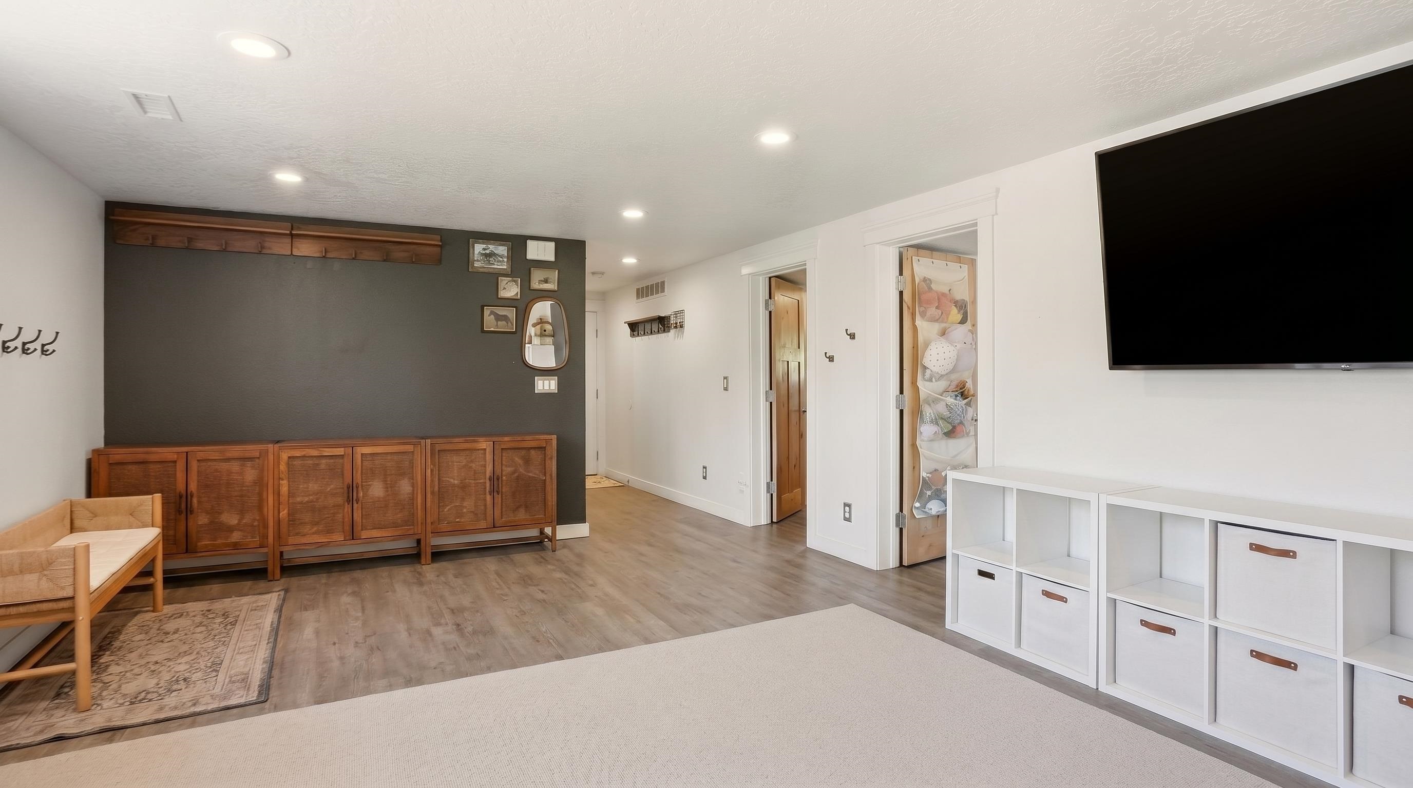 6819 S South Meadows Rd - Photo 25