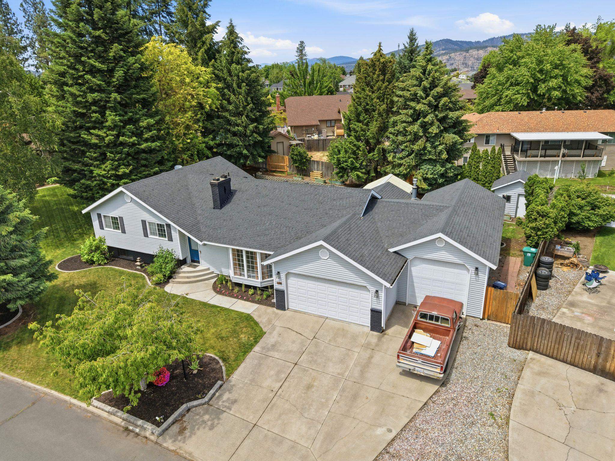 6110 W Ridgecrest Dr - Photo 2