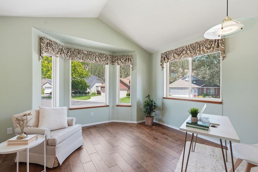 616 E Martingale Ct - Photo 13