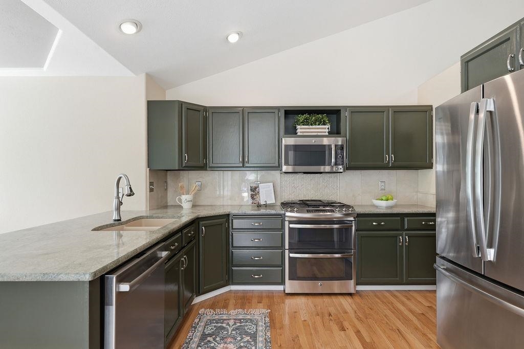 616 E Martingale Ct - Photo 19