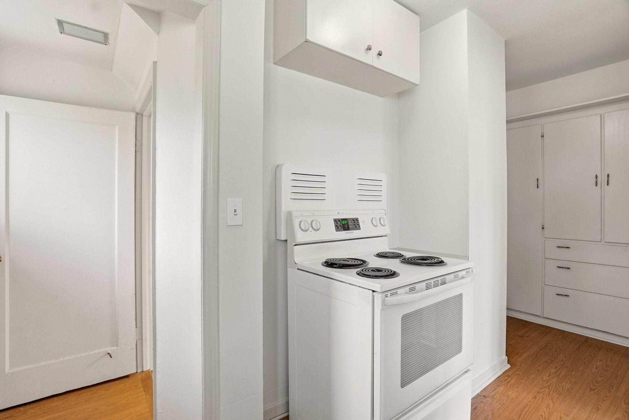 119 N Leslie St - Photo 18