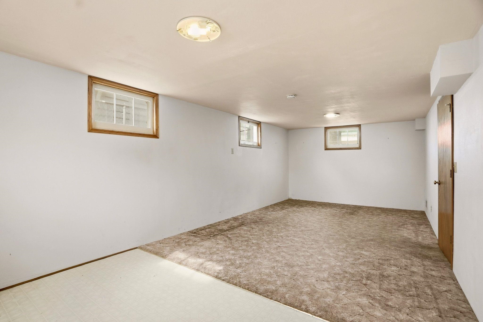 119 N Leslie St - Photo 28