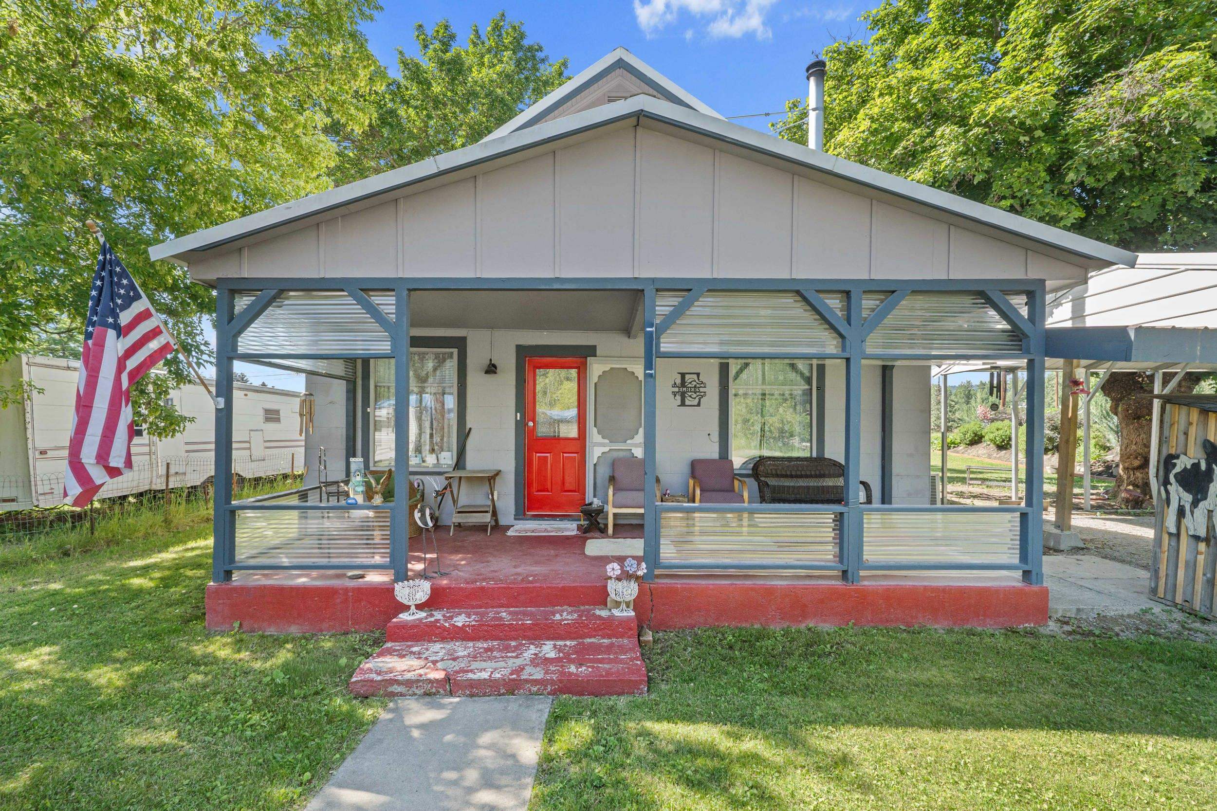 409 Houghton St - Photo 2