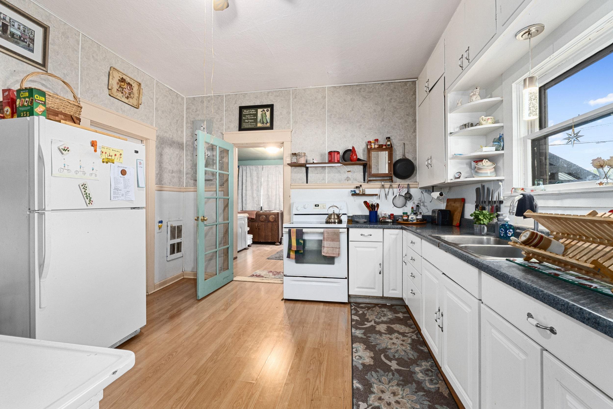 409 Houghton St - Photo 7