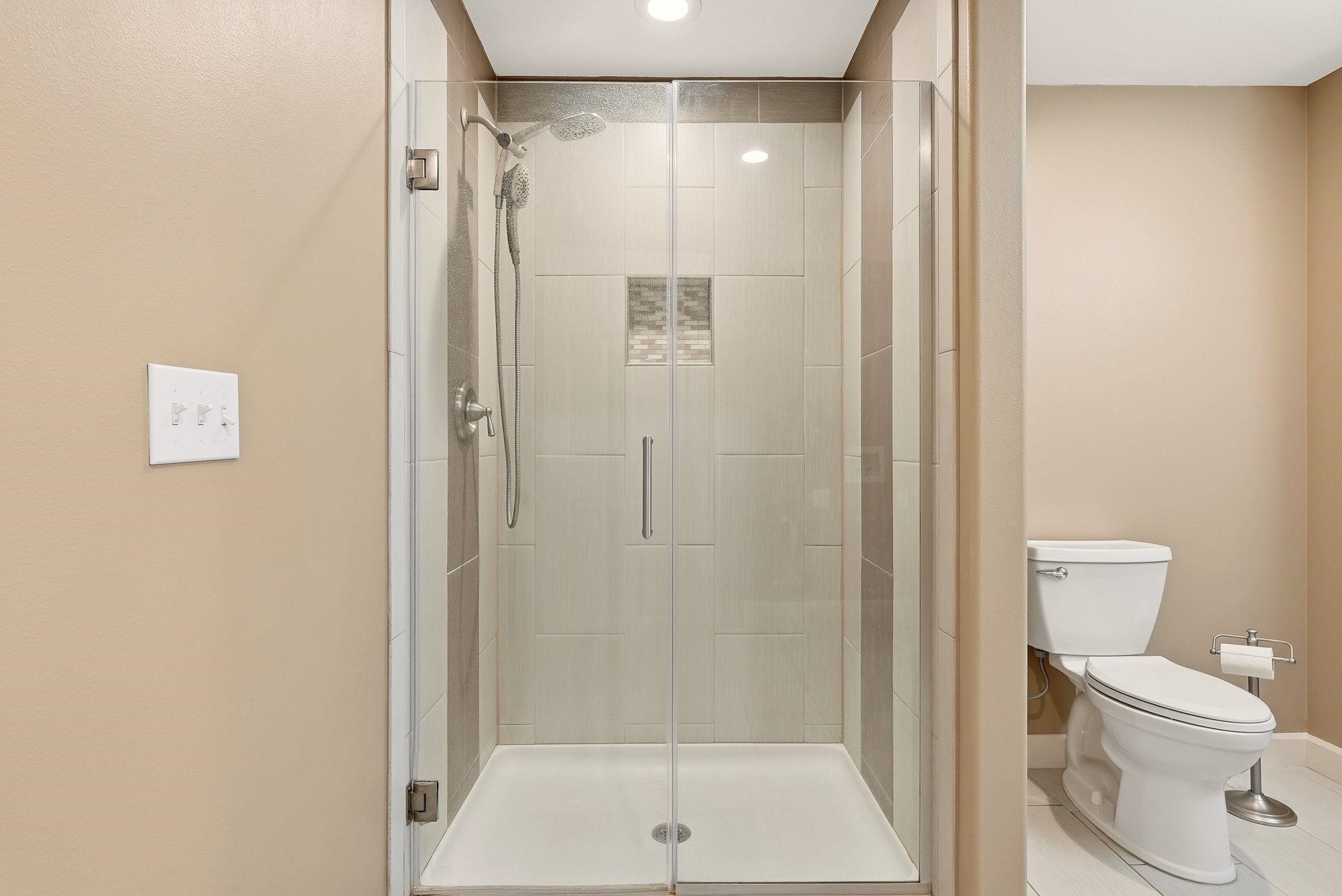 1215 E Huron Dr - Photo 39