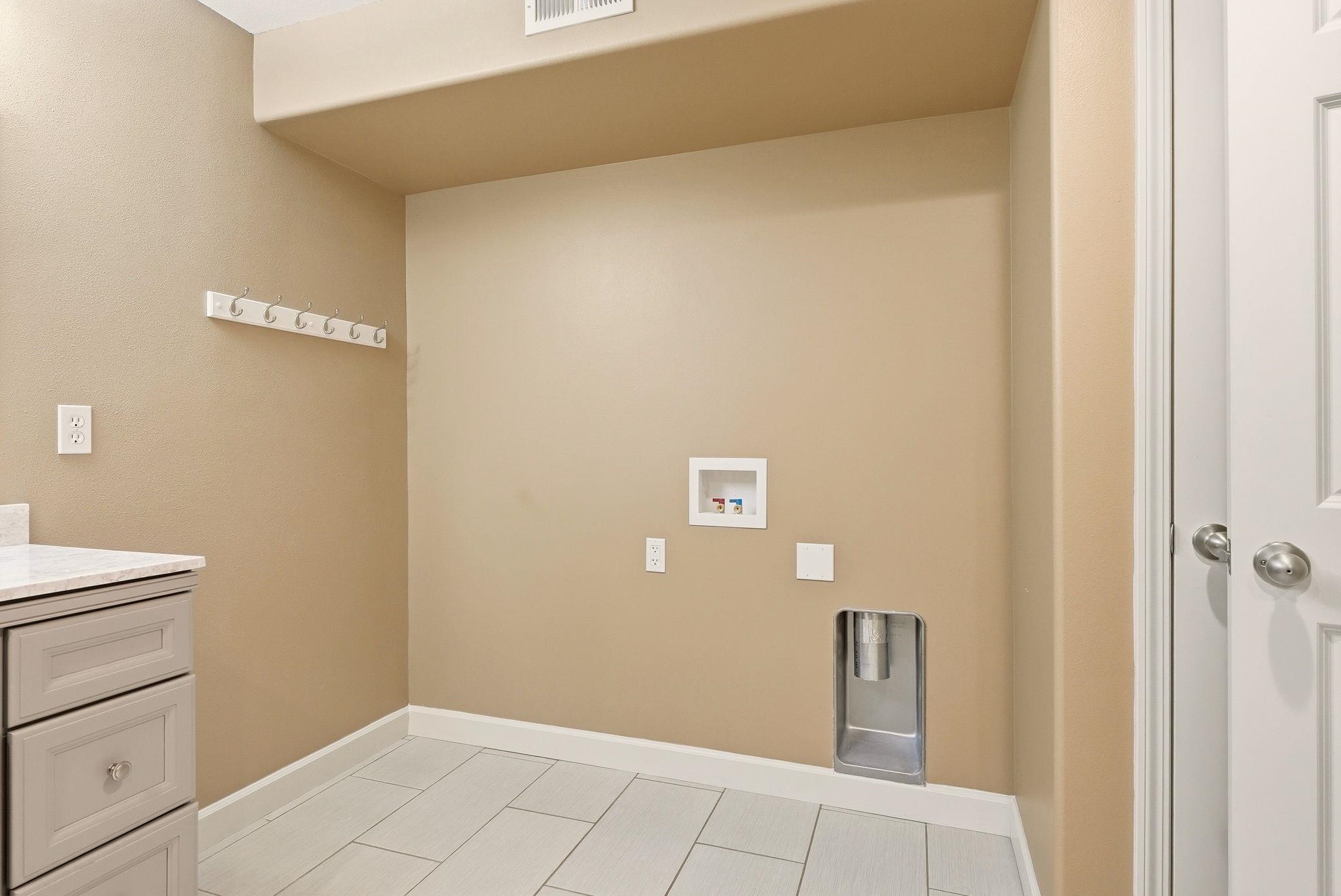 1215 E Huron Dr - Photo 40