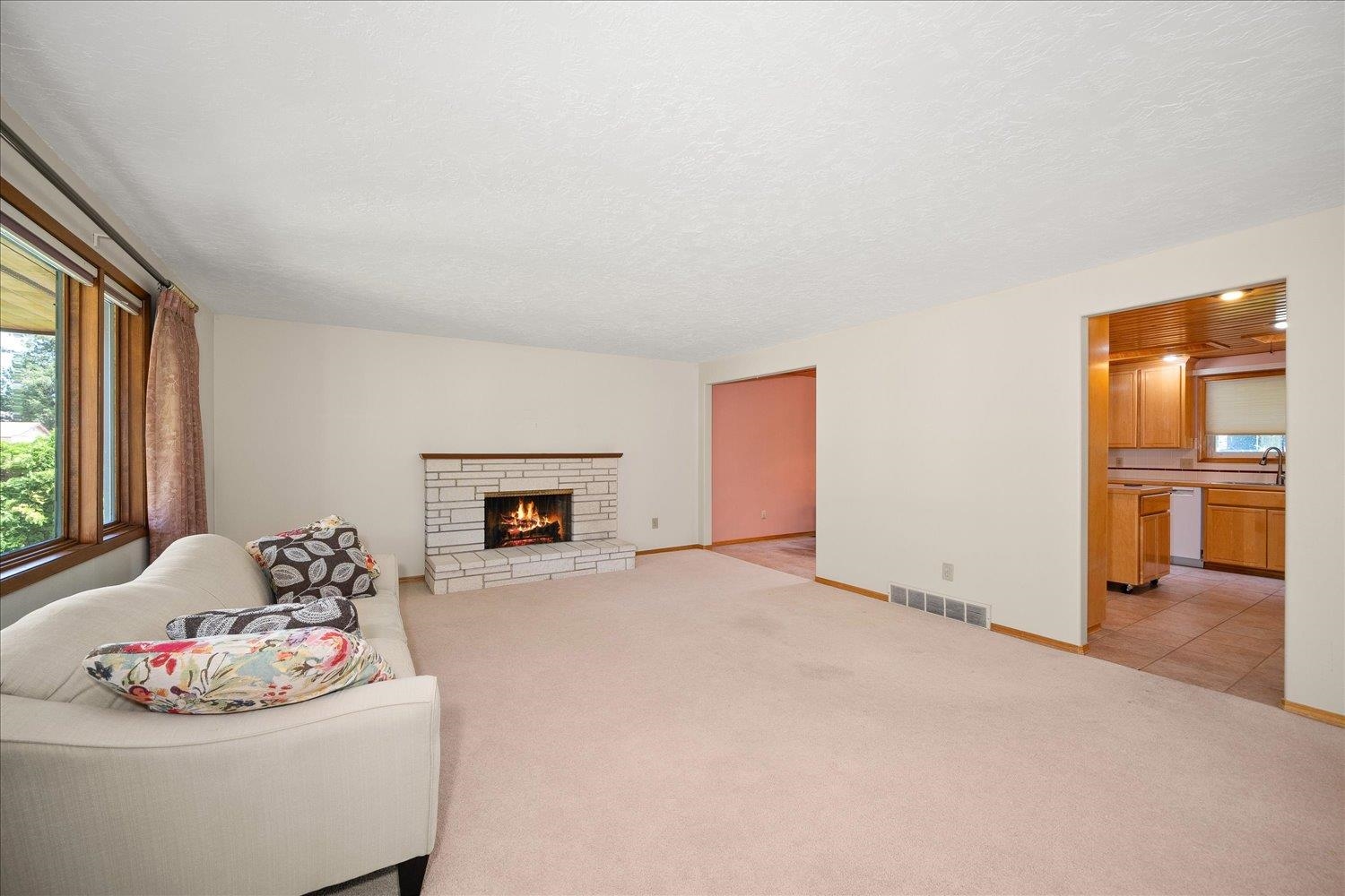 11808 N Madison St - Photo 6