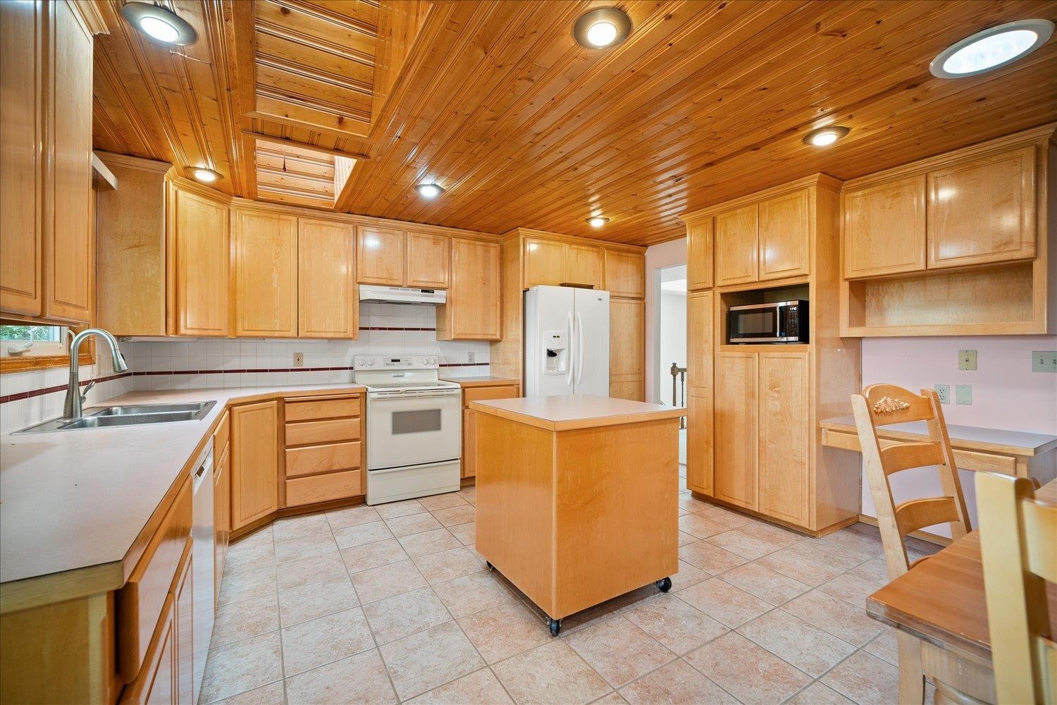 11808 N Madison St - Photo 12
