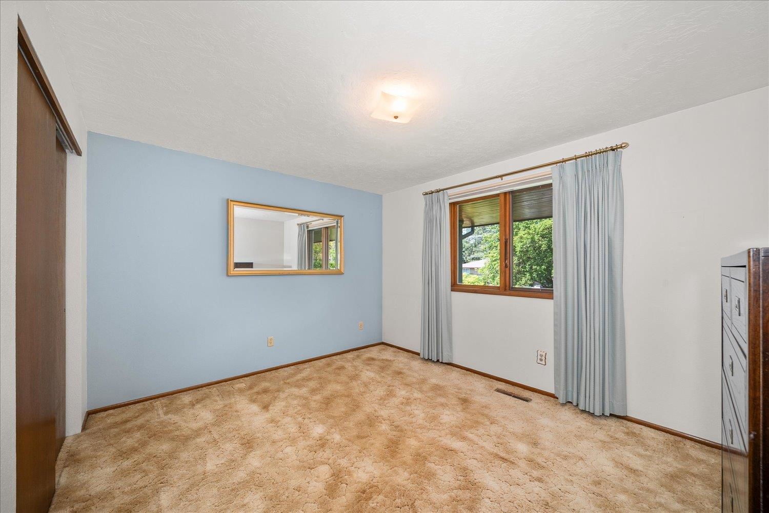 11808 N Madison St - Photo 15