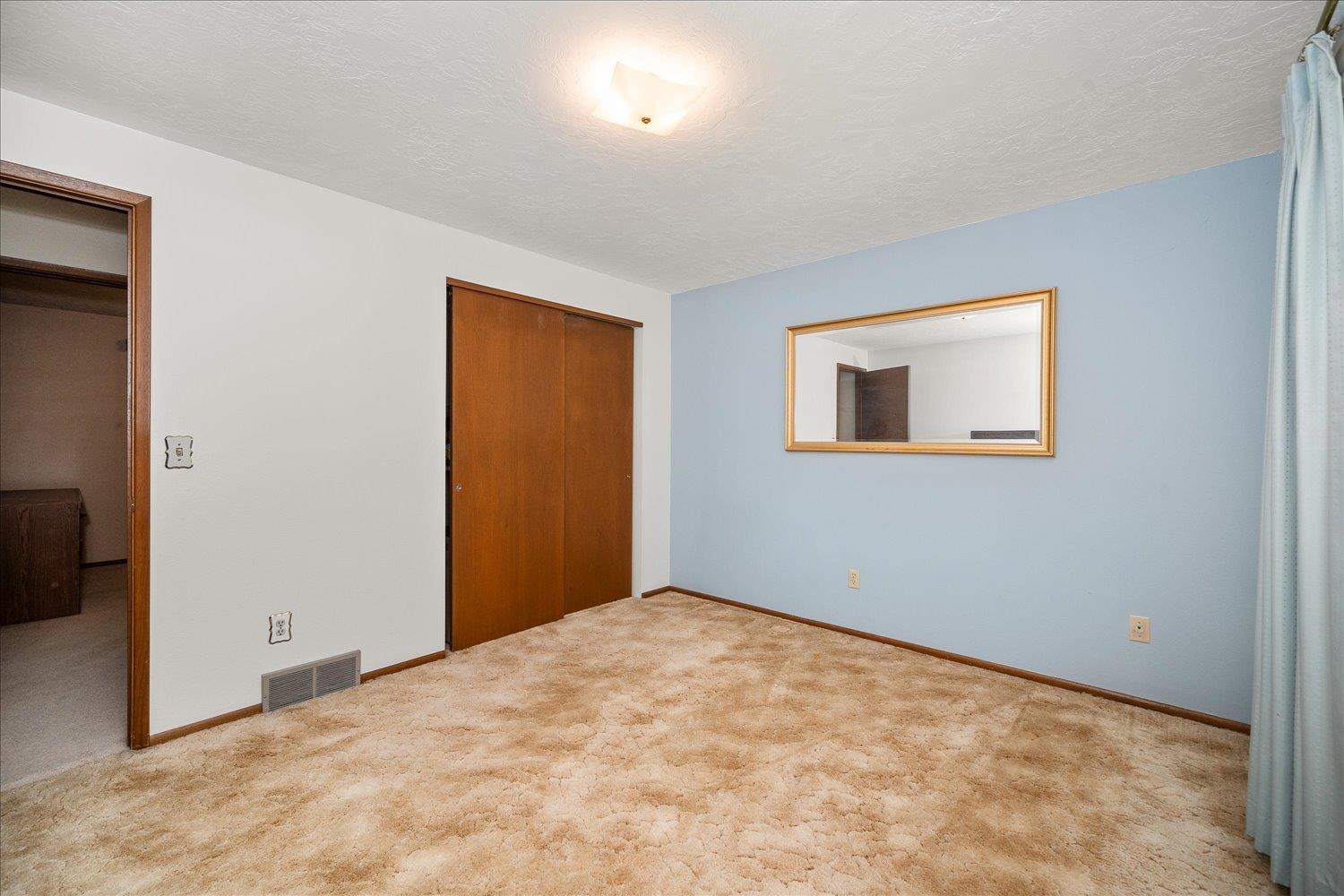 11808 N Madison St - Photo 16