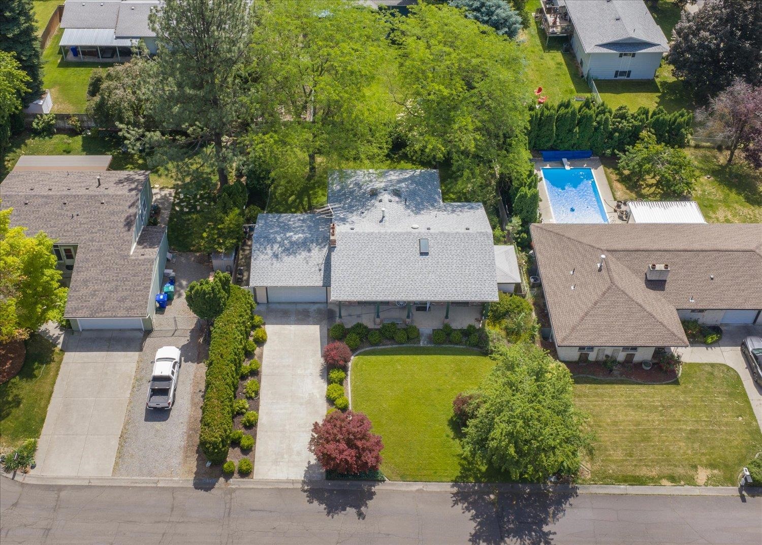 11808 N Madison St - Photo 42
