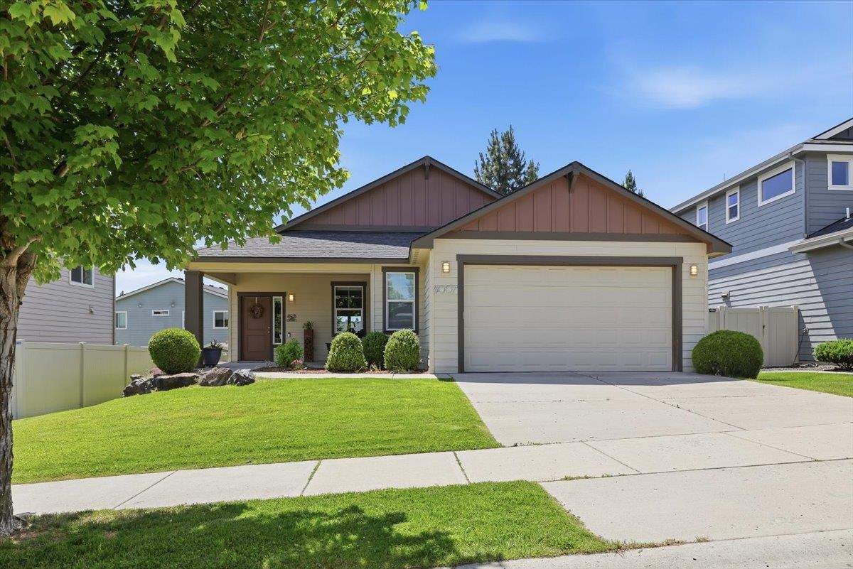 6007 W Melrose Ln - Photo 1