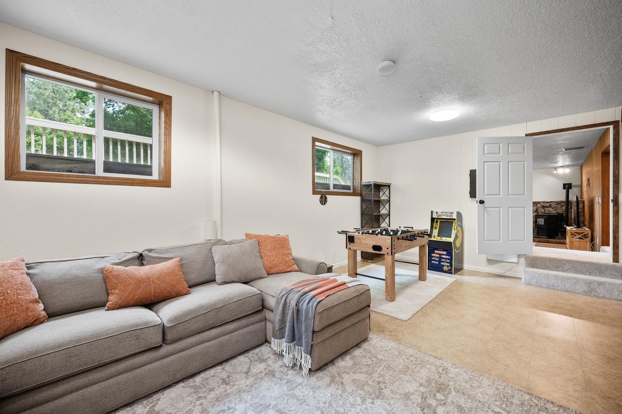 6104 W Deno Rd - Photo 26