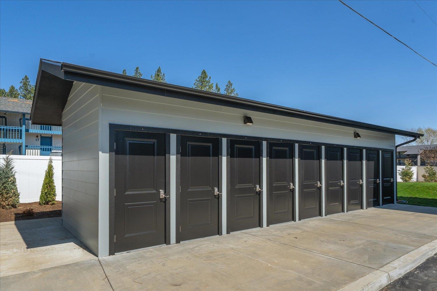 505 E Hawthorne Rd - Photo 15