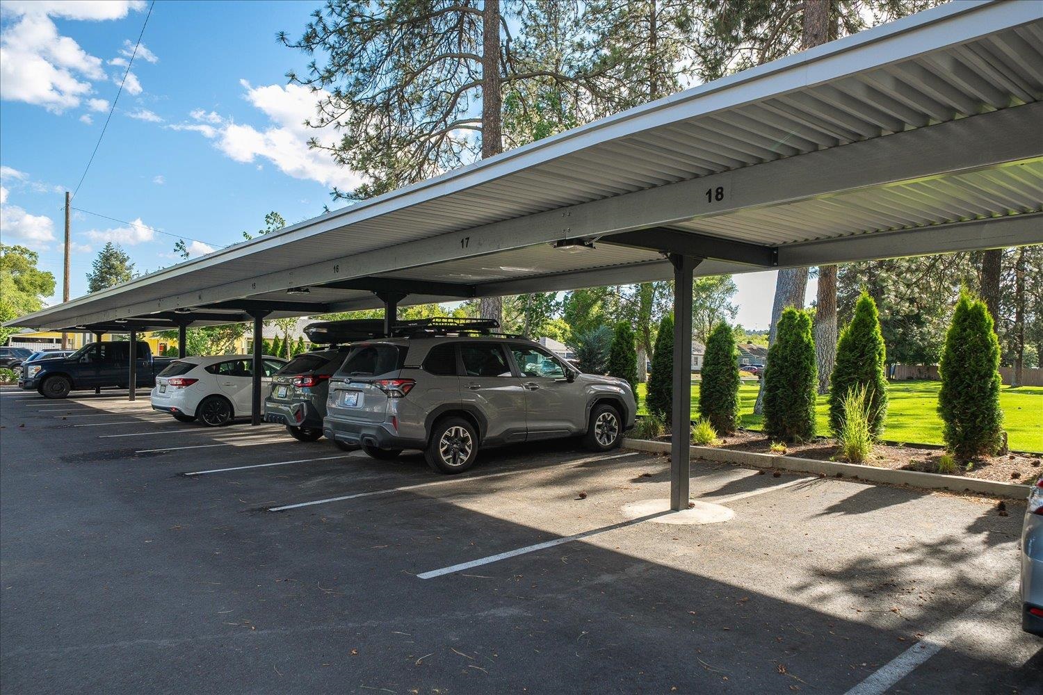 505 E Hawthorne Rd - Photo 24