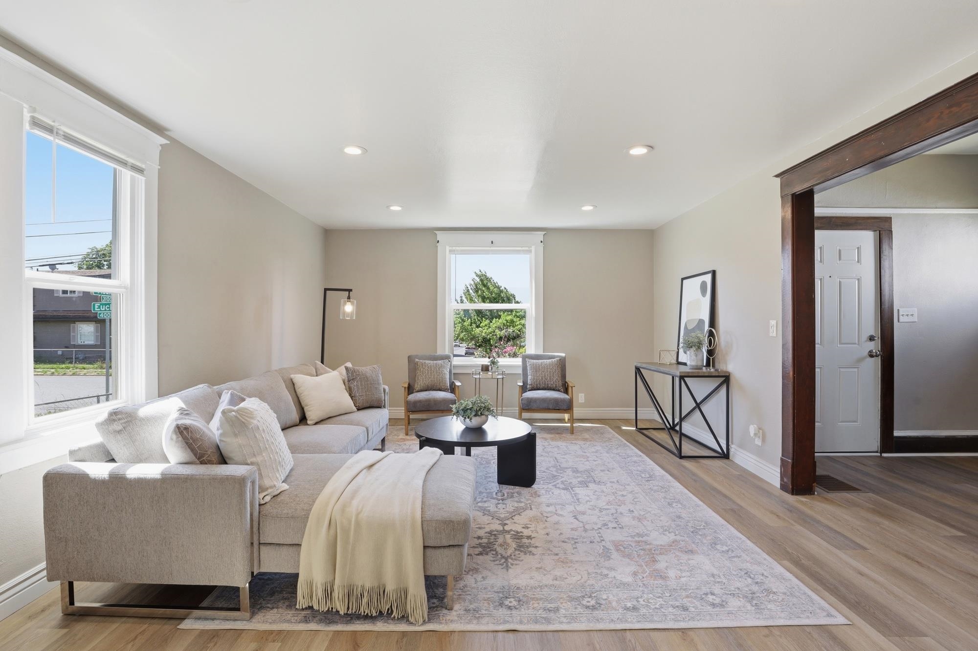 427 E Euclid Ave - Photo 4
