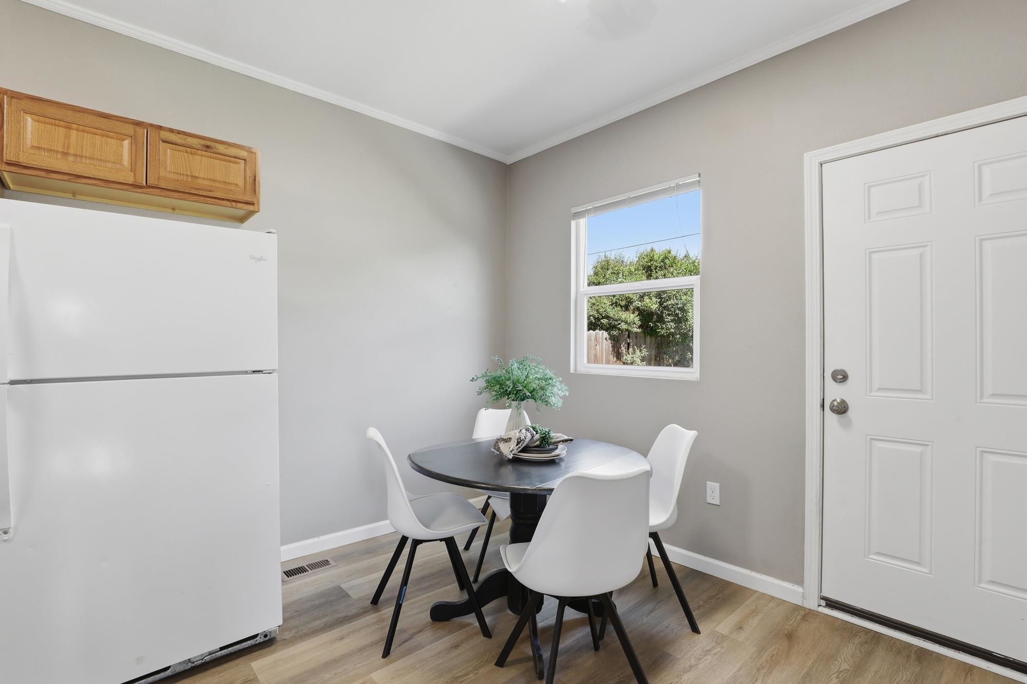 427 E Euclid Ave - Photo 17