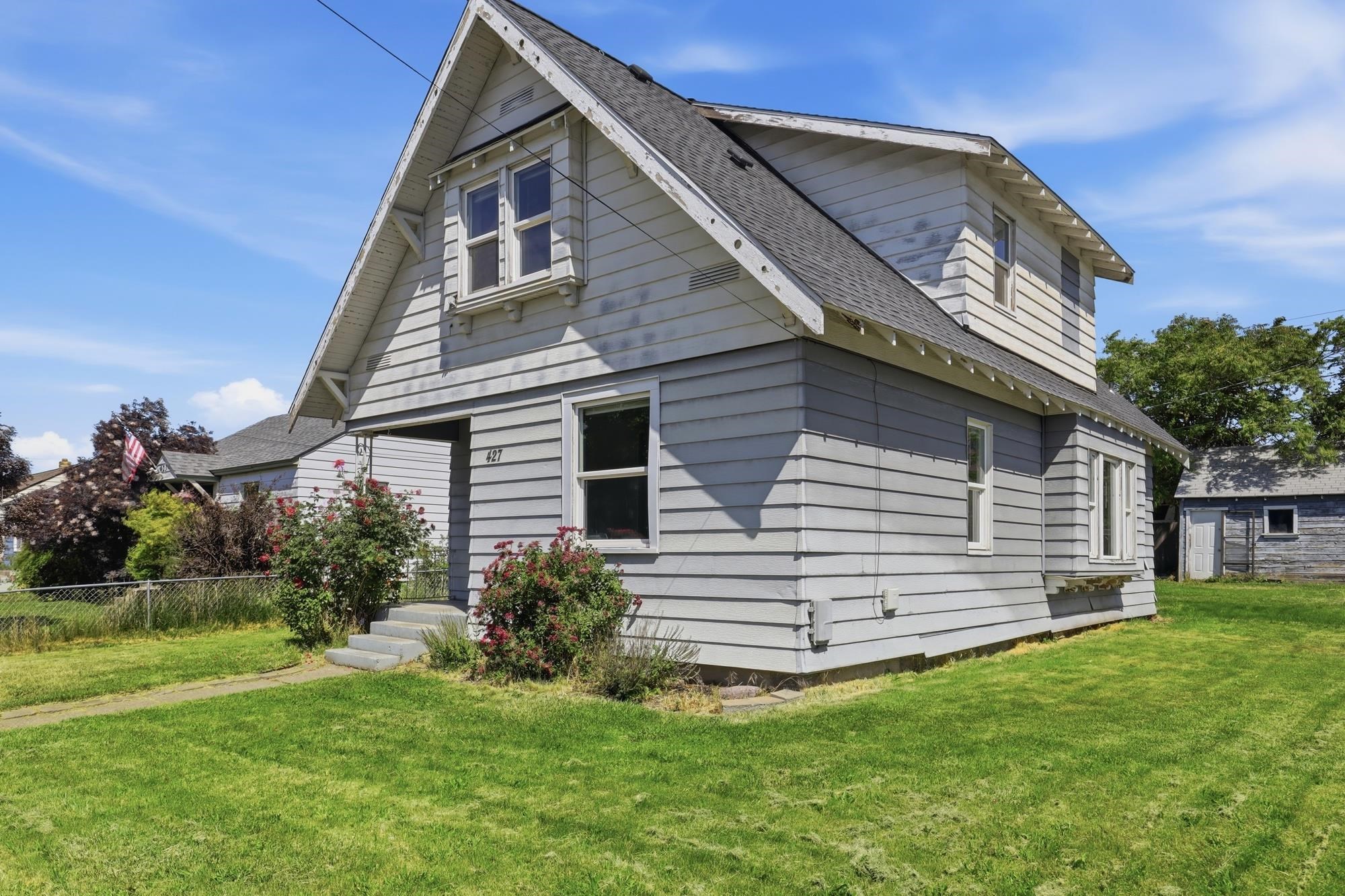 427 E Euclid Ave - Photo 1
