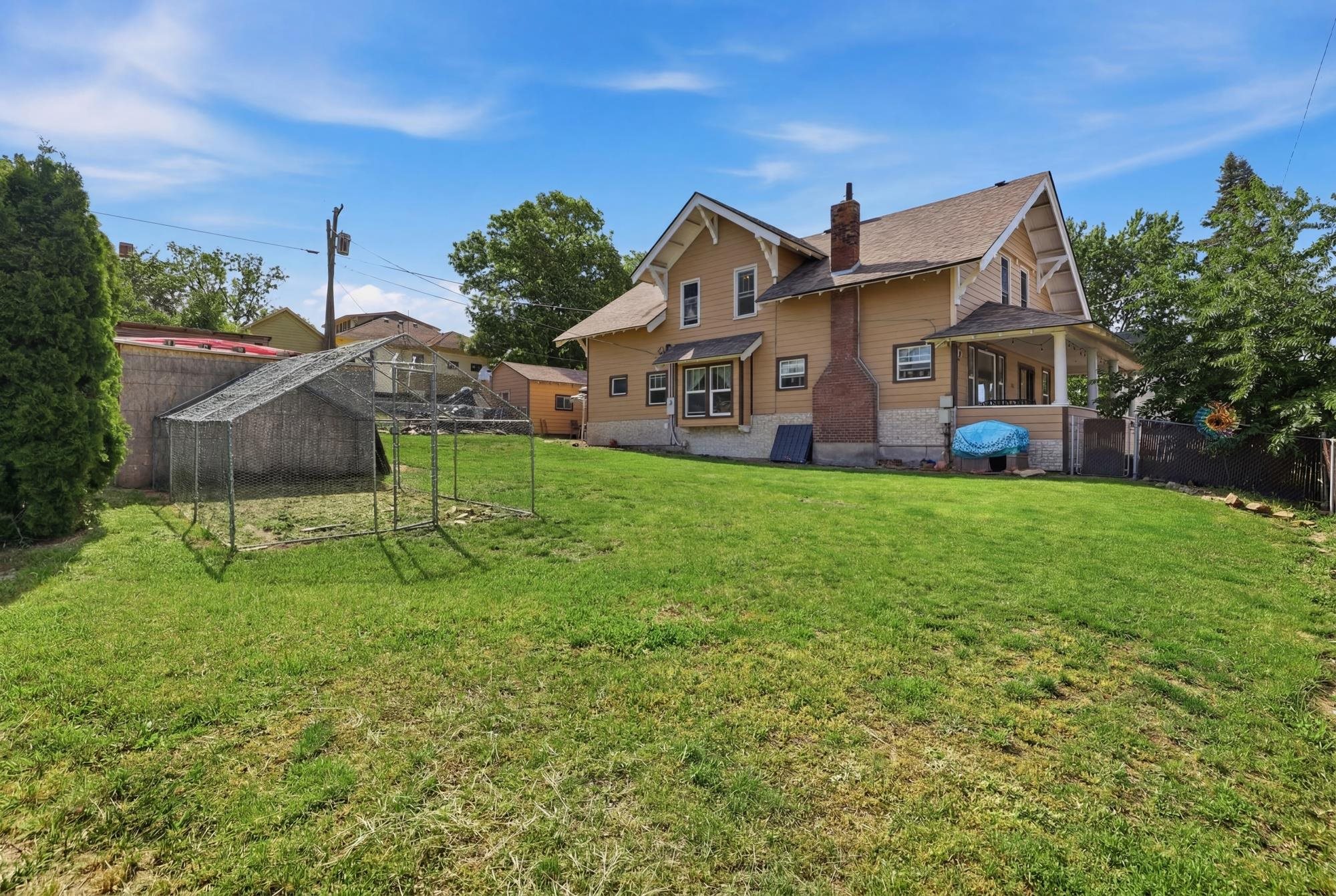 248 S Crosby St - Photo 2