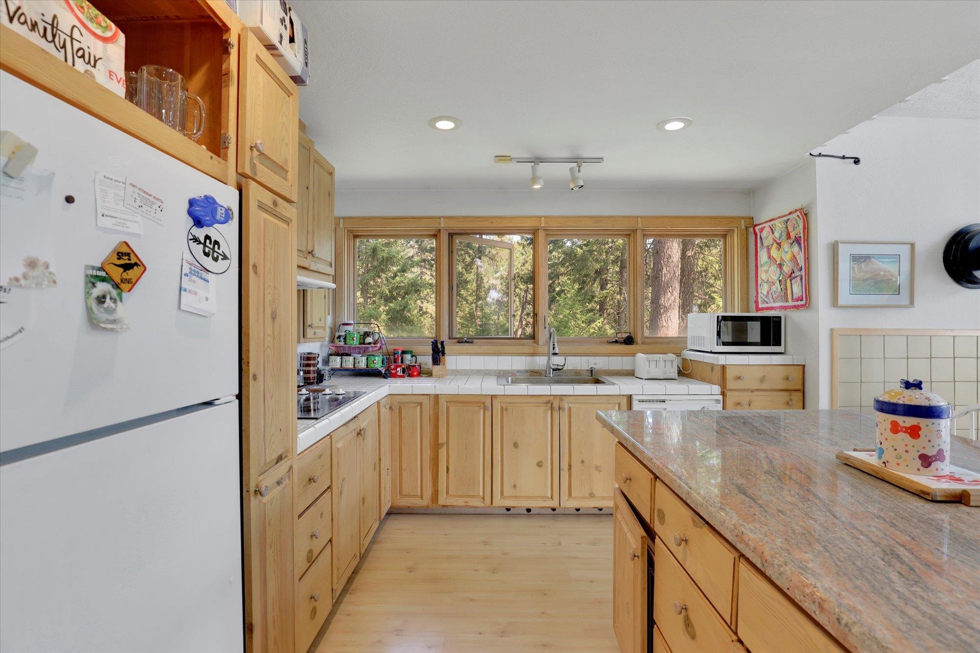 17820 N Forest Ln - Photo 12