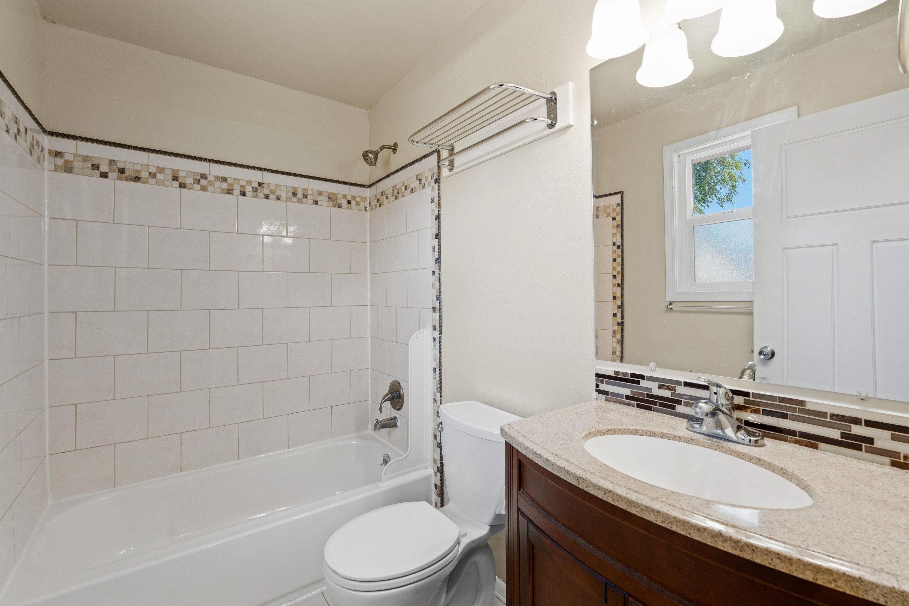 1743 N Altamont St - Photo 18