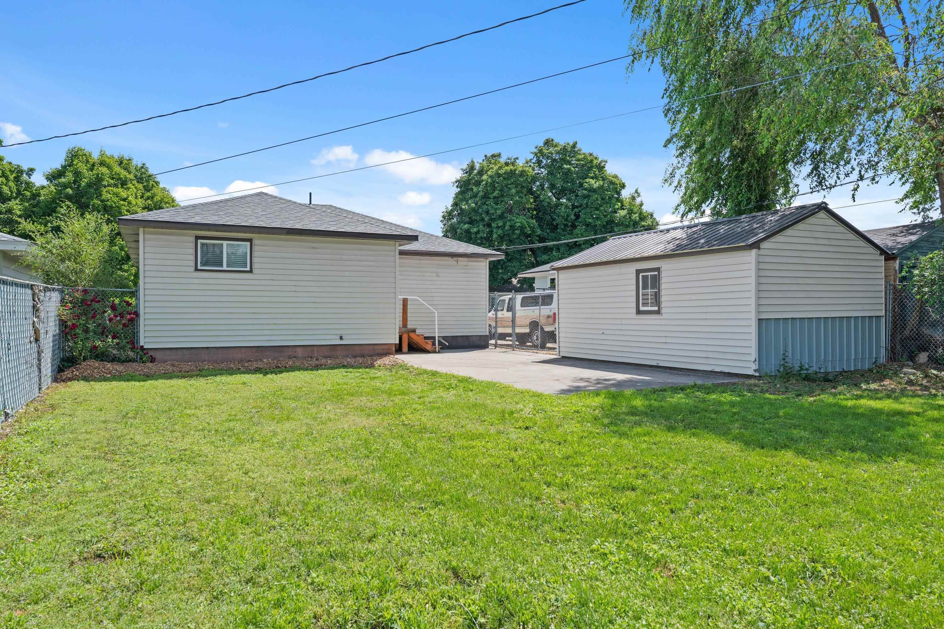 1743 N Altamont St - Photo 33